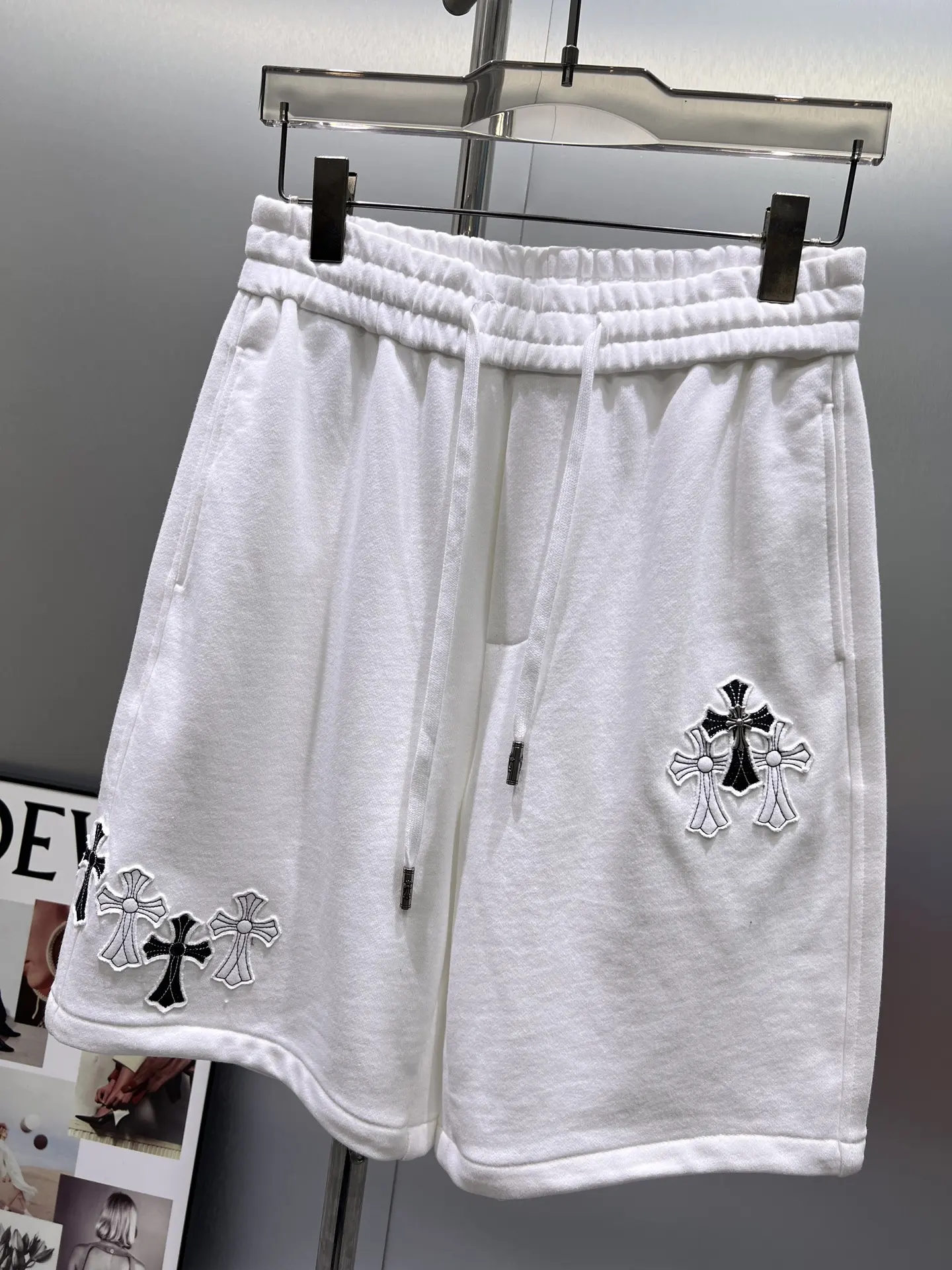 Cross Patch Embroidered Sweat Shorts D21012010 — view 5