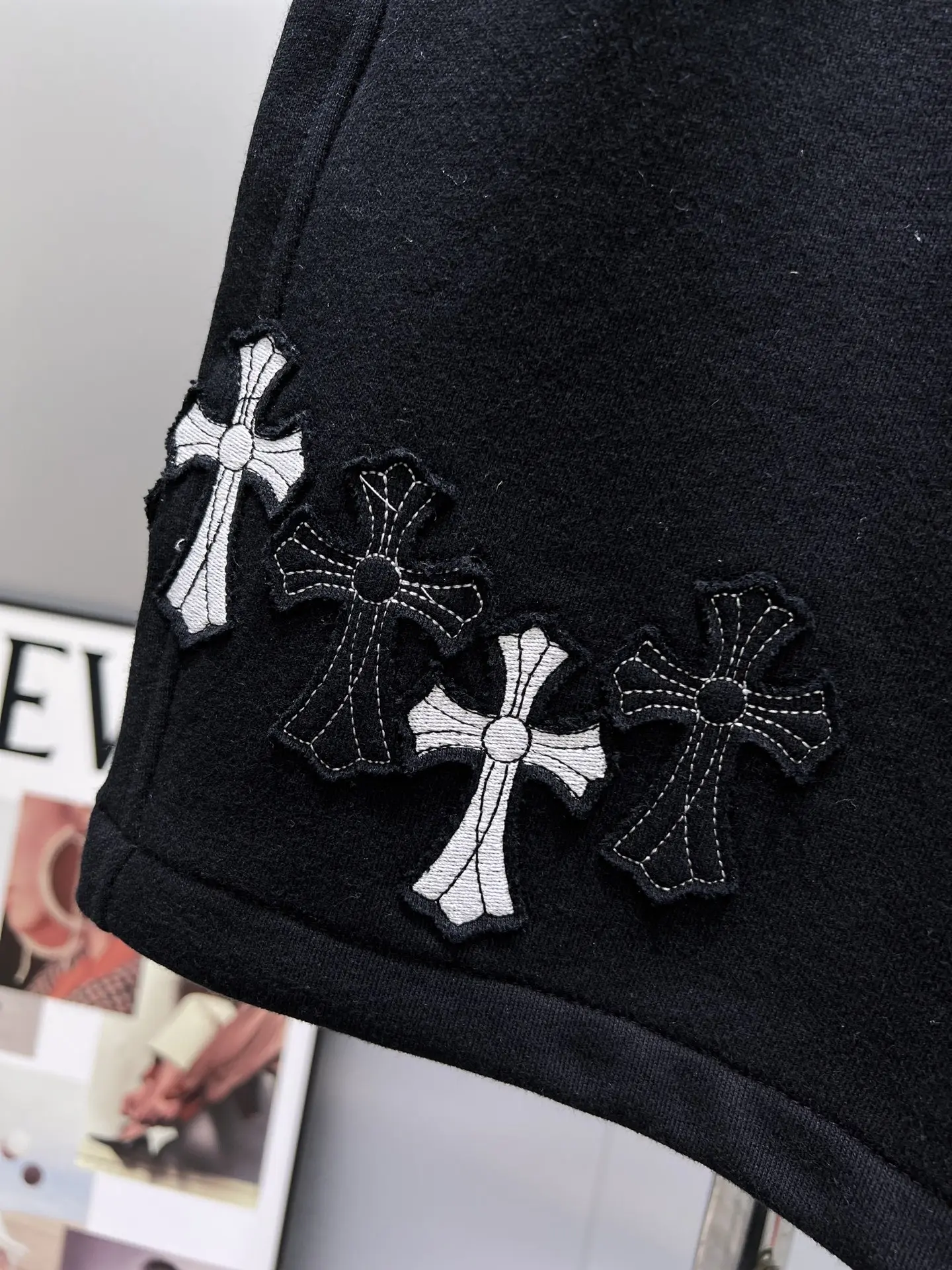 Cross Patch Embroidered Sweat Shorts D21012011 — view 6