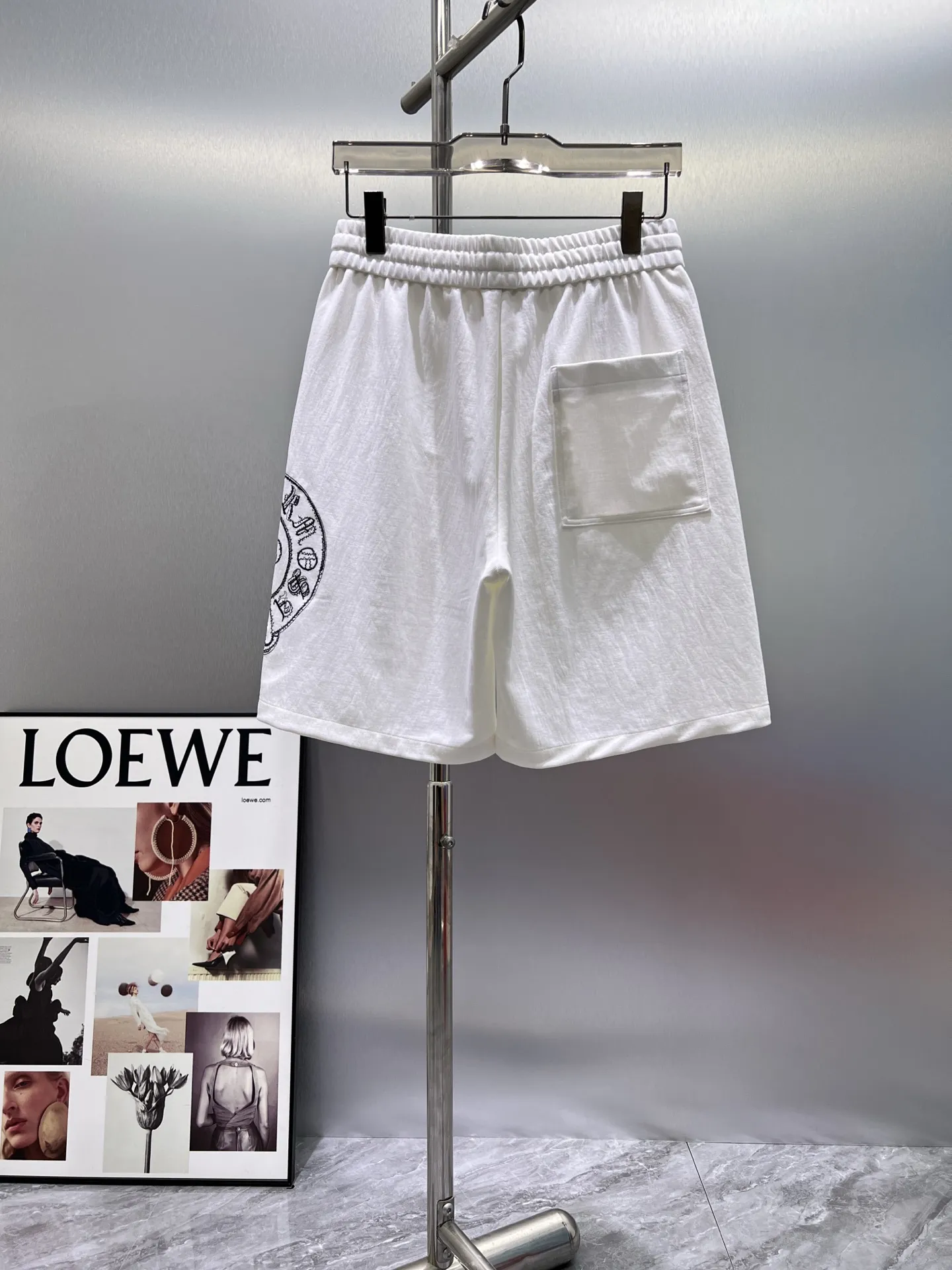 Logo Embroidered Cotton Jersey Shorts D20012020 — view 2