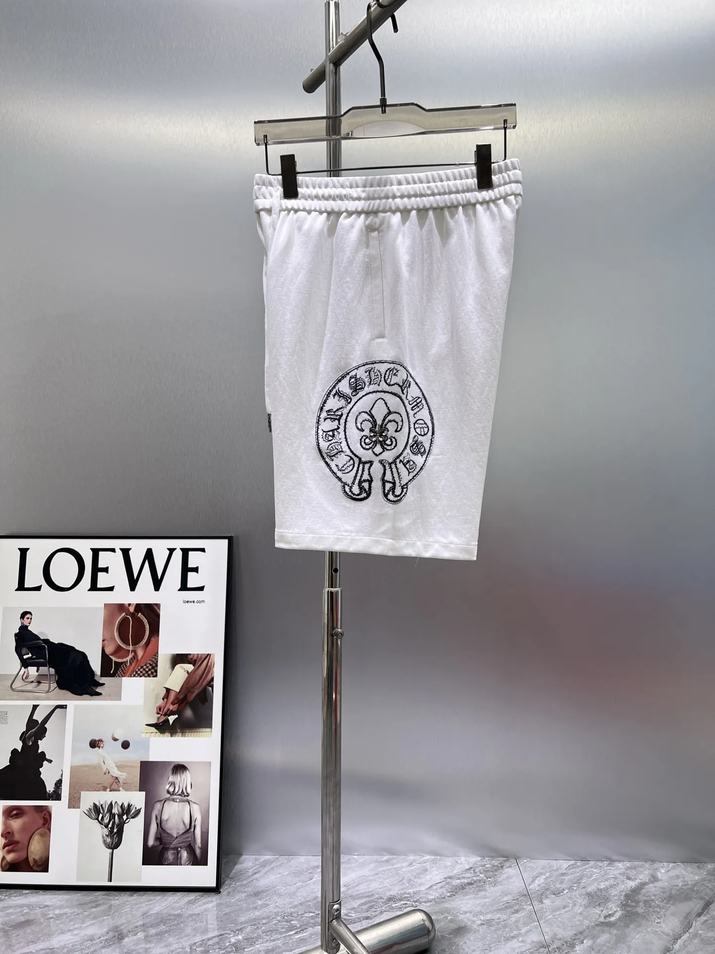 Logo Embroidered Cotton Jersey Shorts D20012020 — view 3