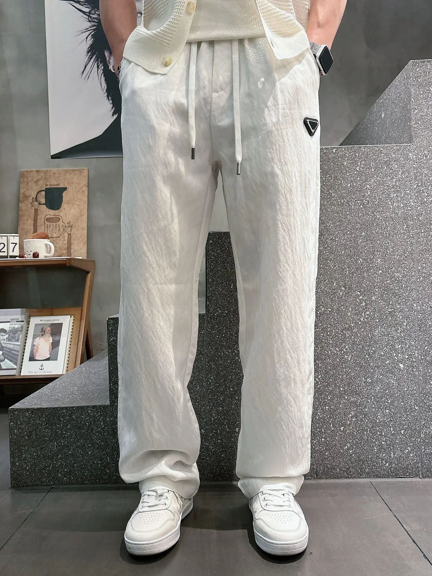 Logo-Patch Drawstring Casual Trousers D23011989