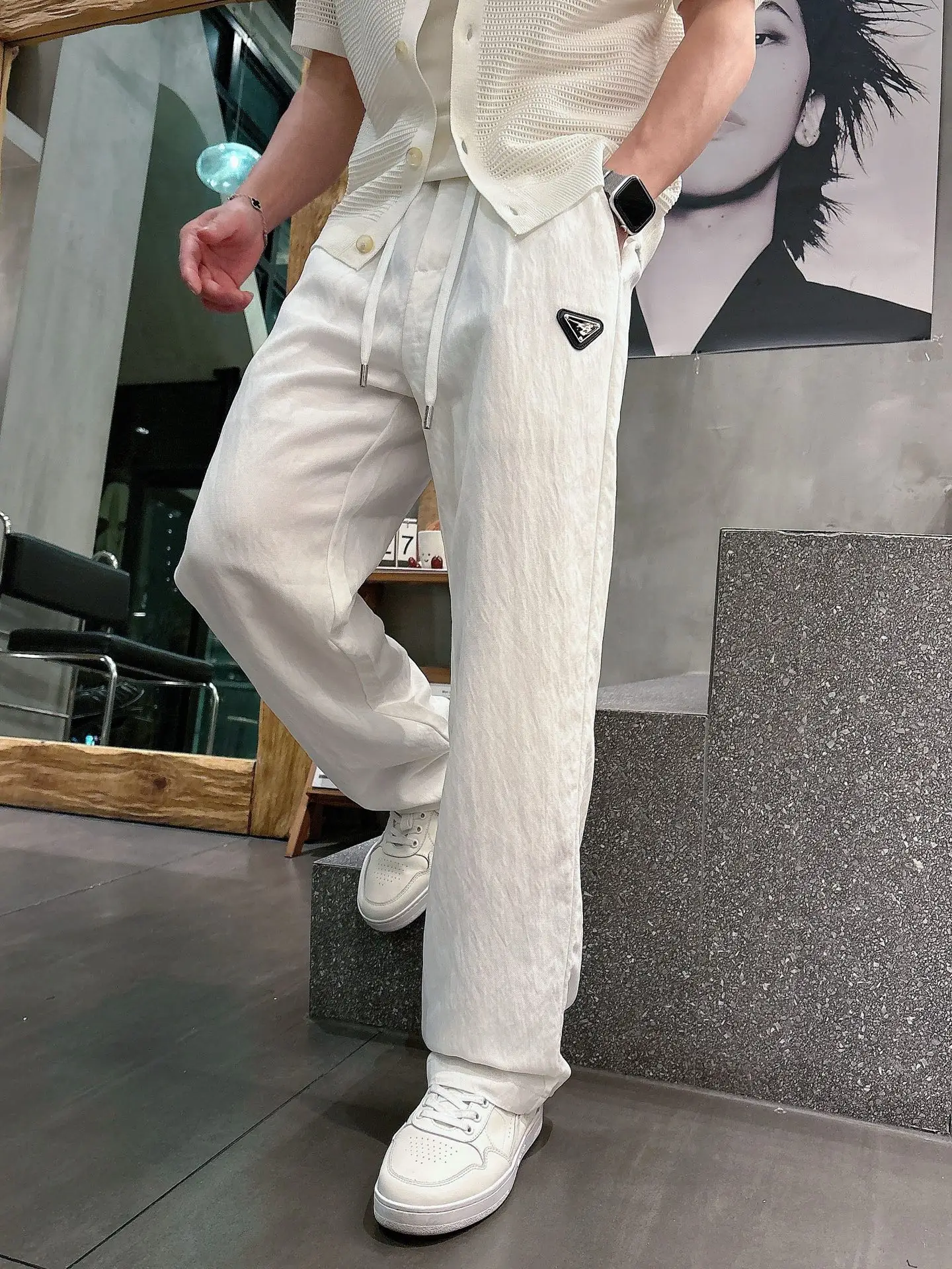 Logo-Patch Drawstring Casual Trousers D23011989 — view 8