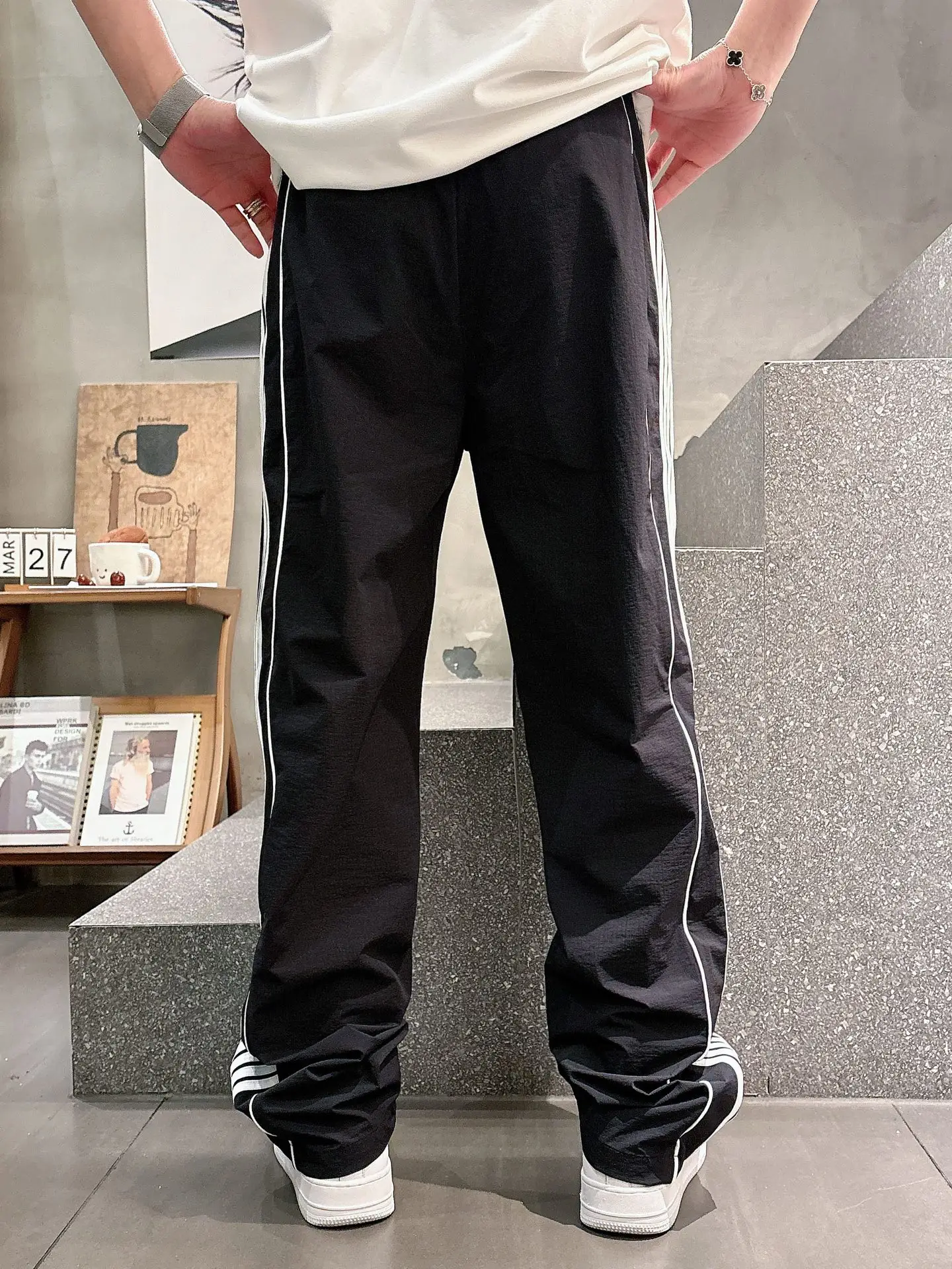 Logo Embroidered Side-Stripe Track Pants D23511990 — view 4