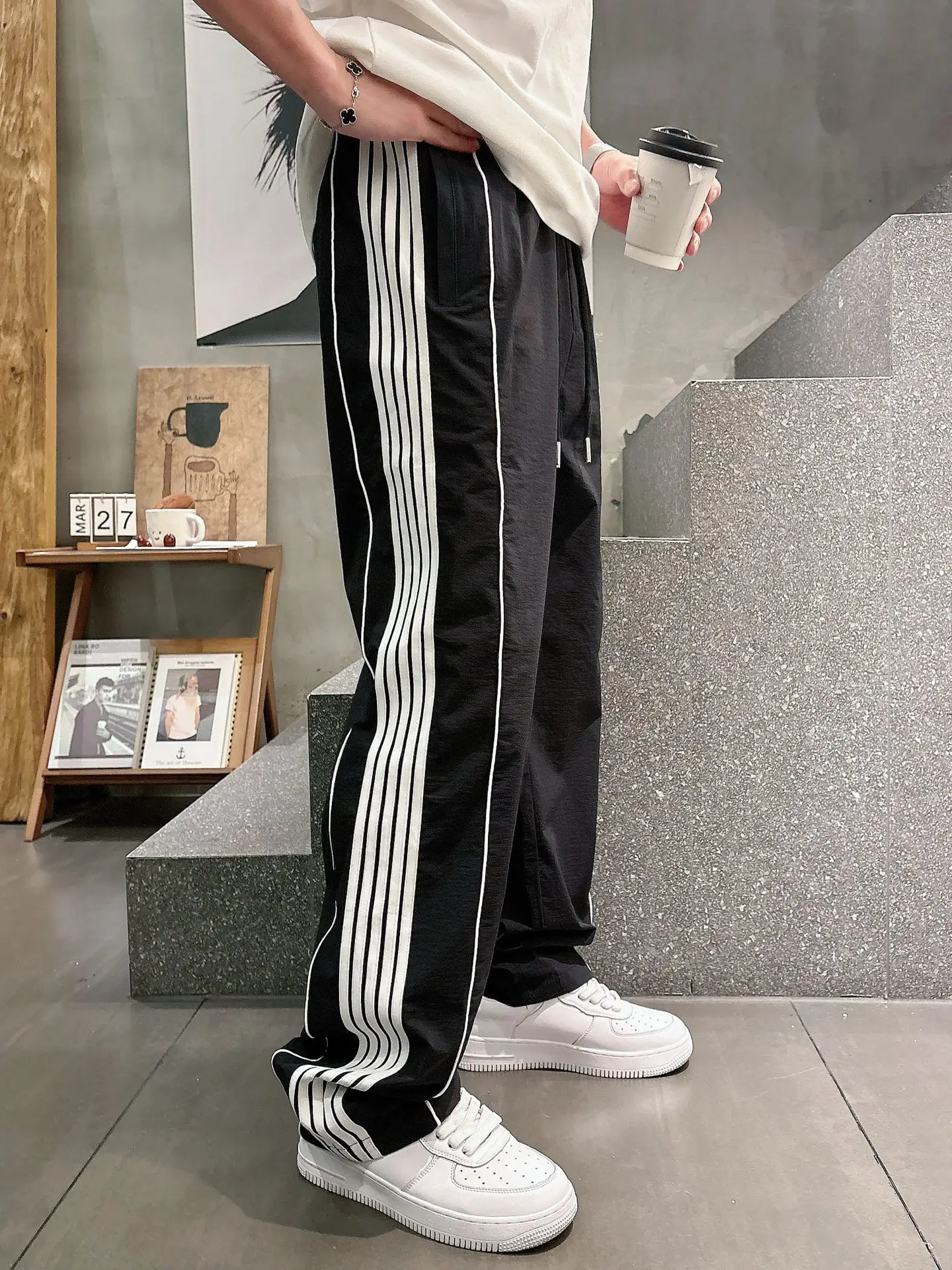 Logo Embroidered Side-Stripe Track Pants D23511990 — view 6
