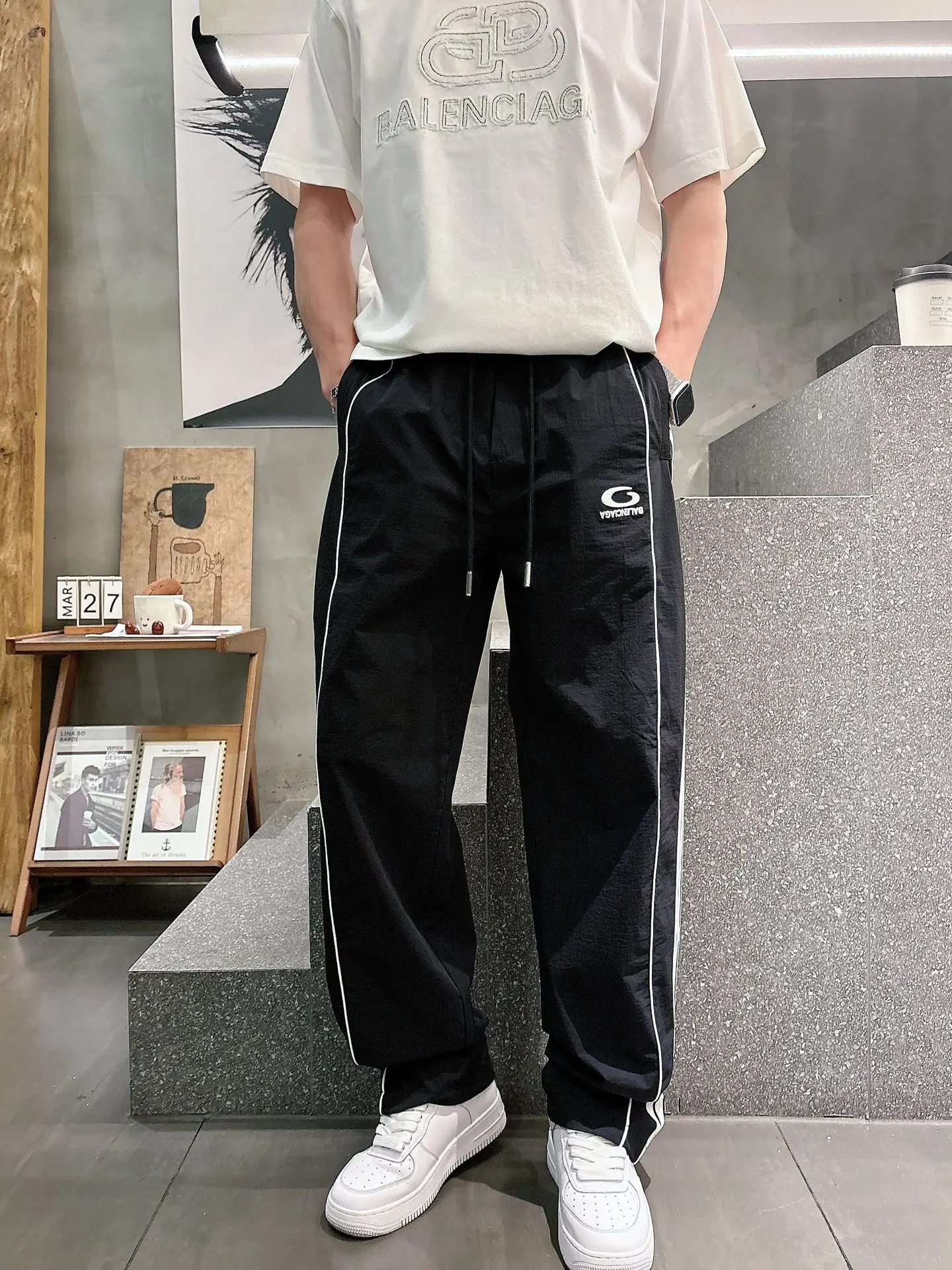Logo Embroidered Side-Stripe Track Pants D23511990 — view 9