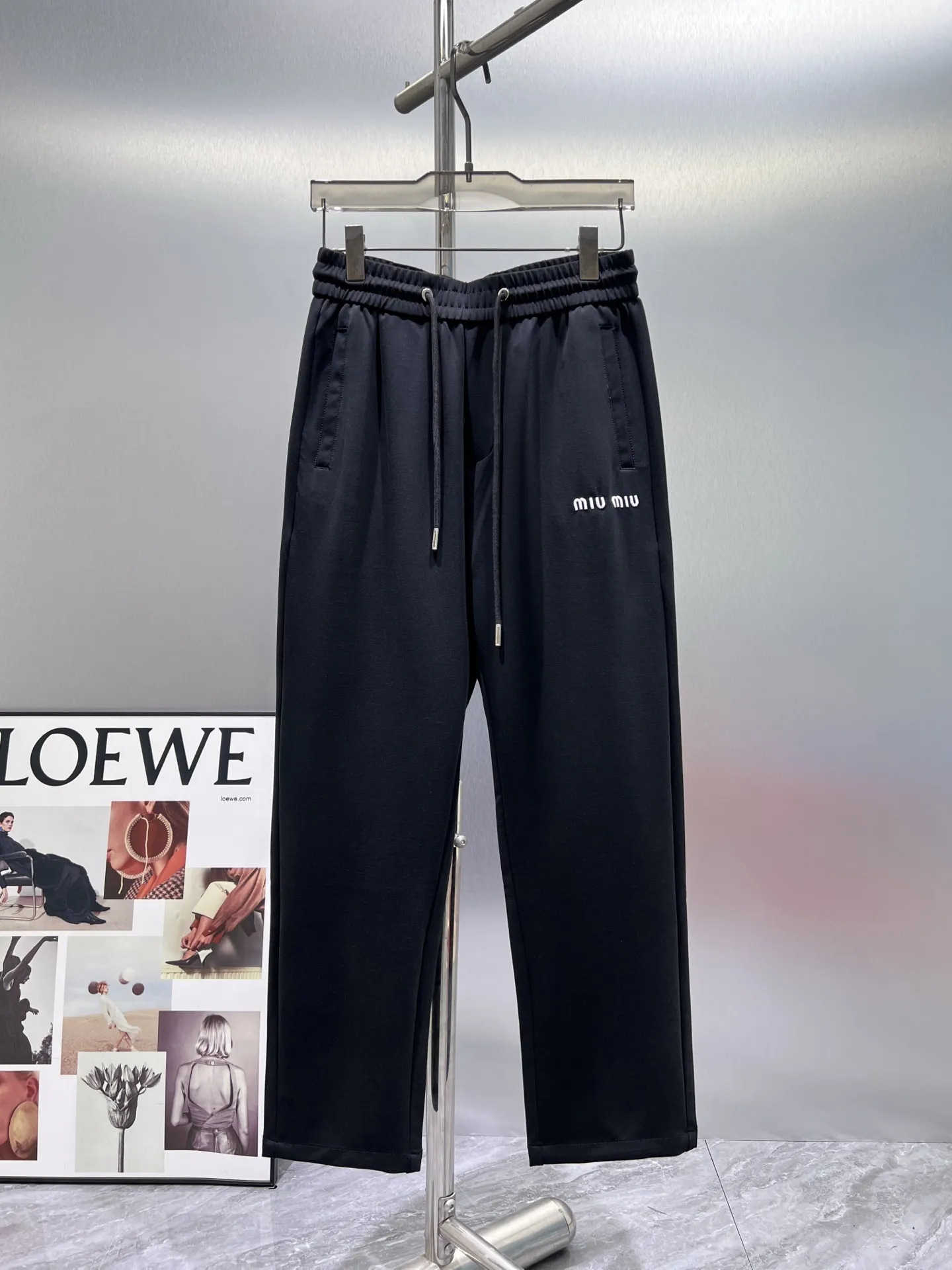 Logo-Embroidered Cotton-Blend Sweatpants D22011954