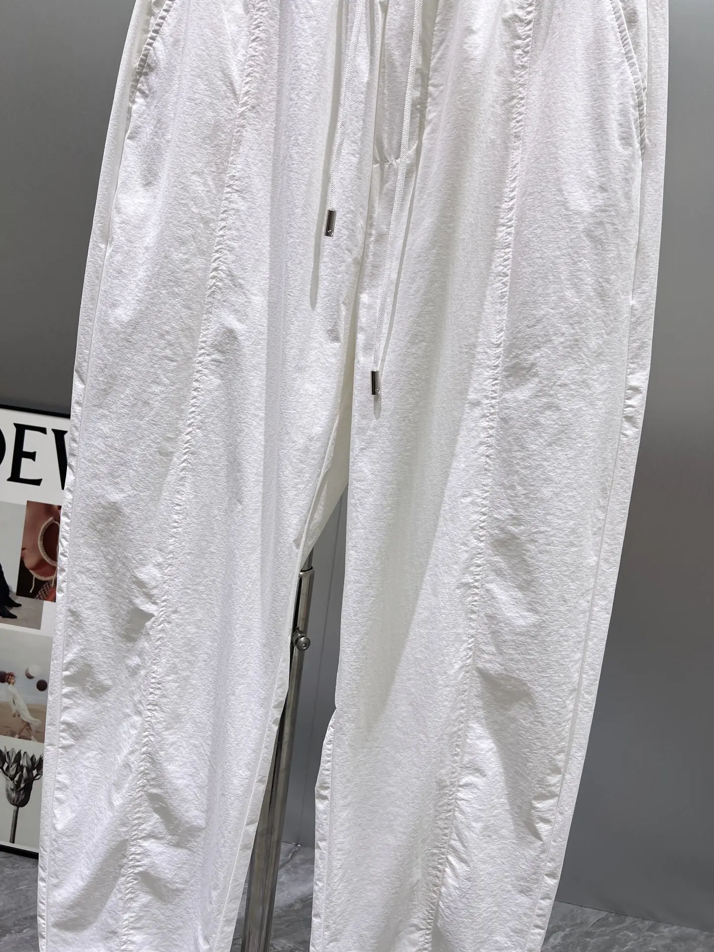 Embroidered Logo Drawstring Casual Trousers D21512003 — view 5