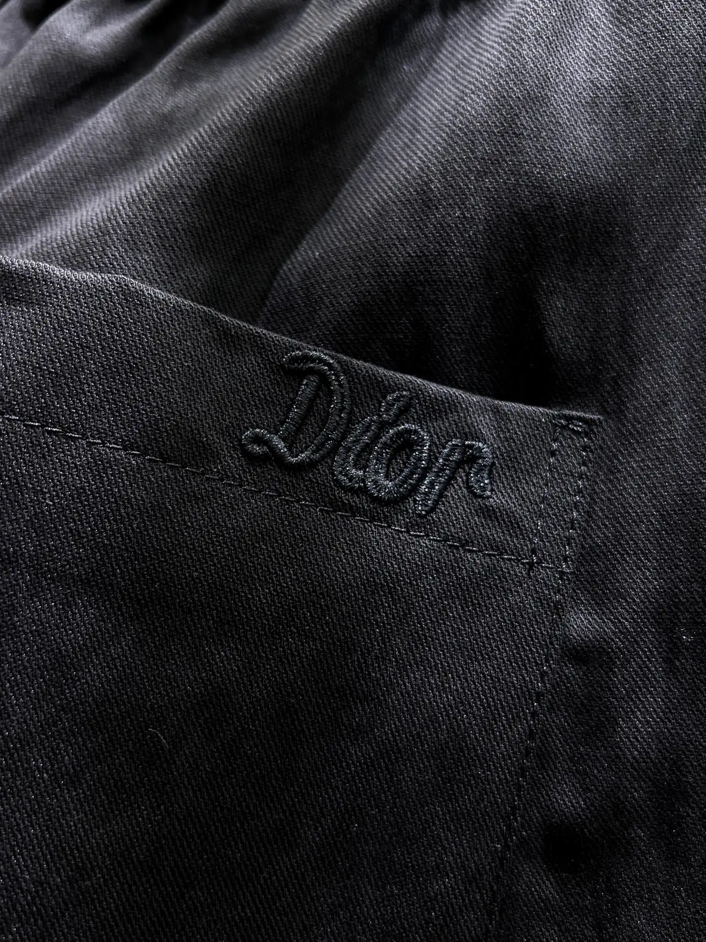 Logo-Embroidered Tencel-Linen Trousers D23012005 — view 7