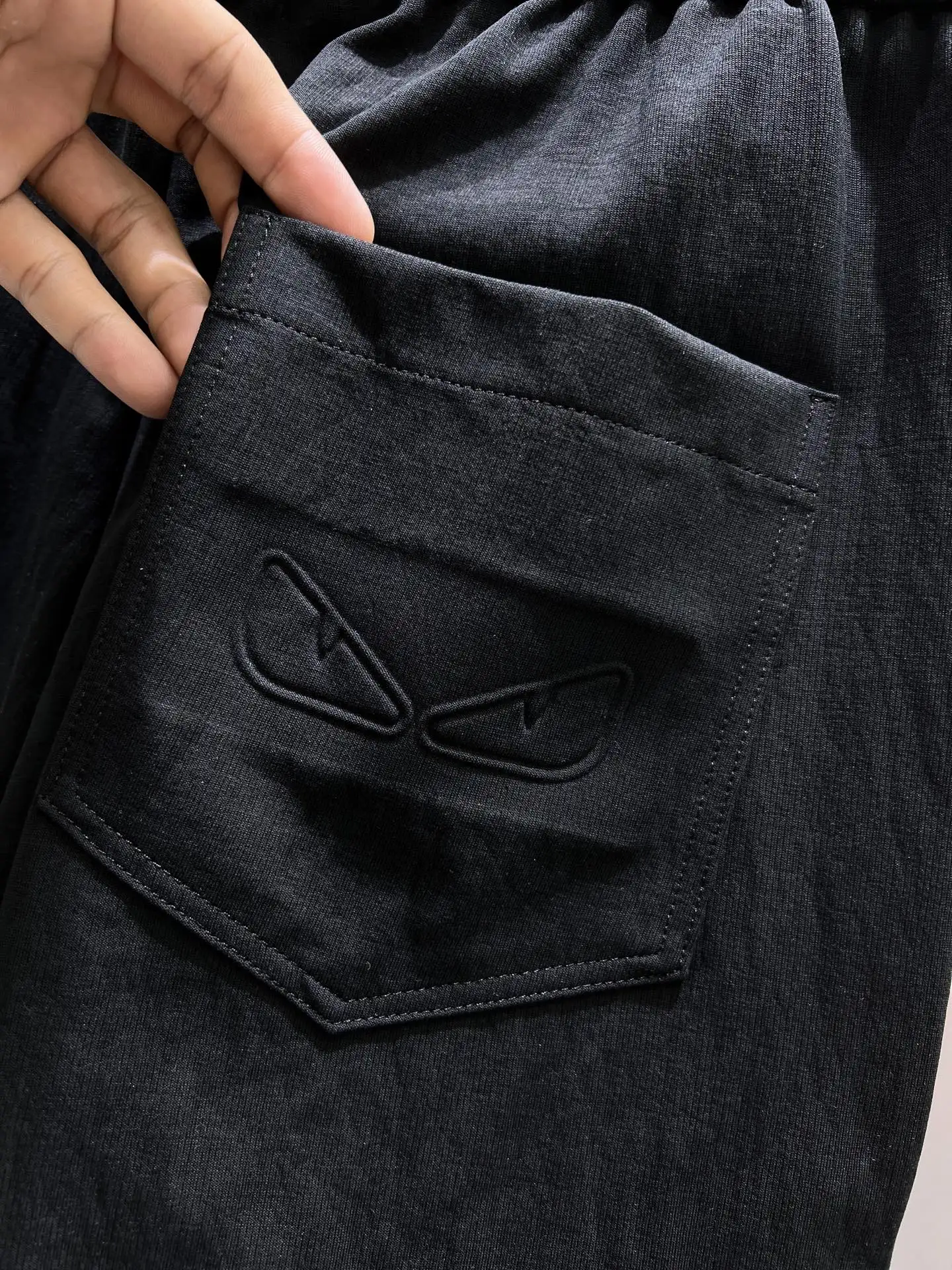 Embroidered Logo Drawstring Casual Shorts D20011999 — view 7