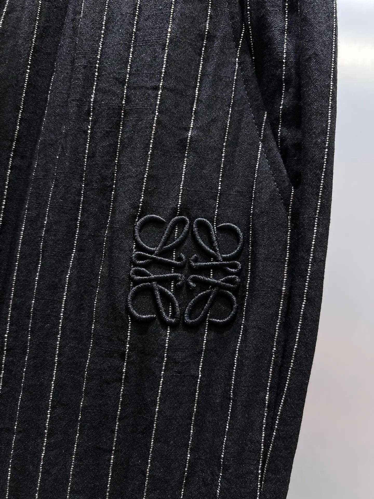 Embroidered Pinstriped Cotton-Linen Trousers D19511010 — view 4