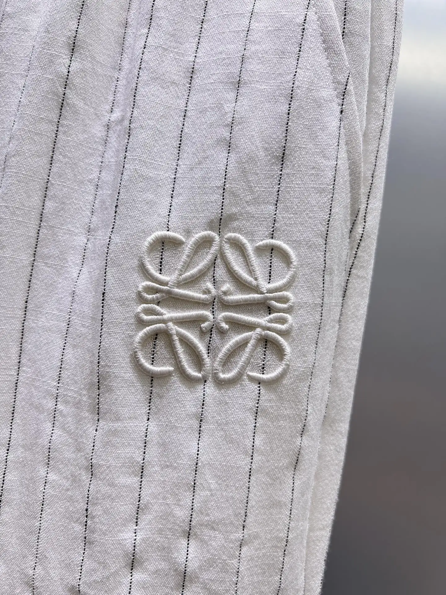 Embroidered Logo Cotton-Linen Trousers D19511009 — view 4