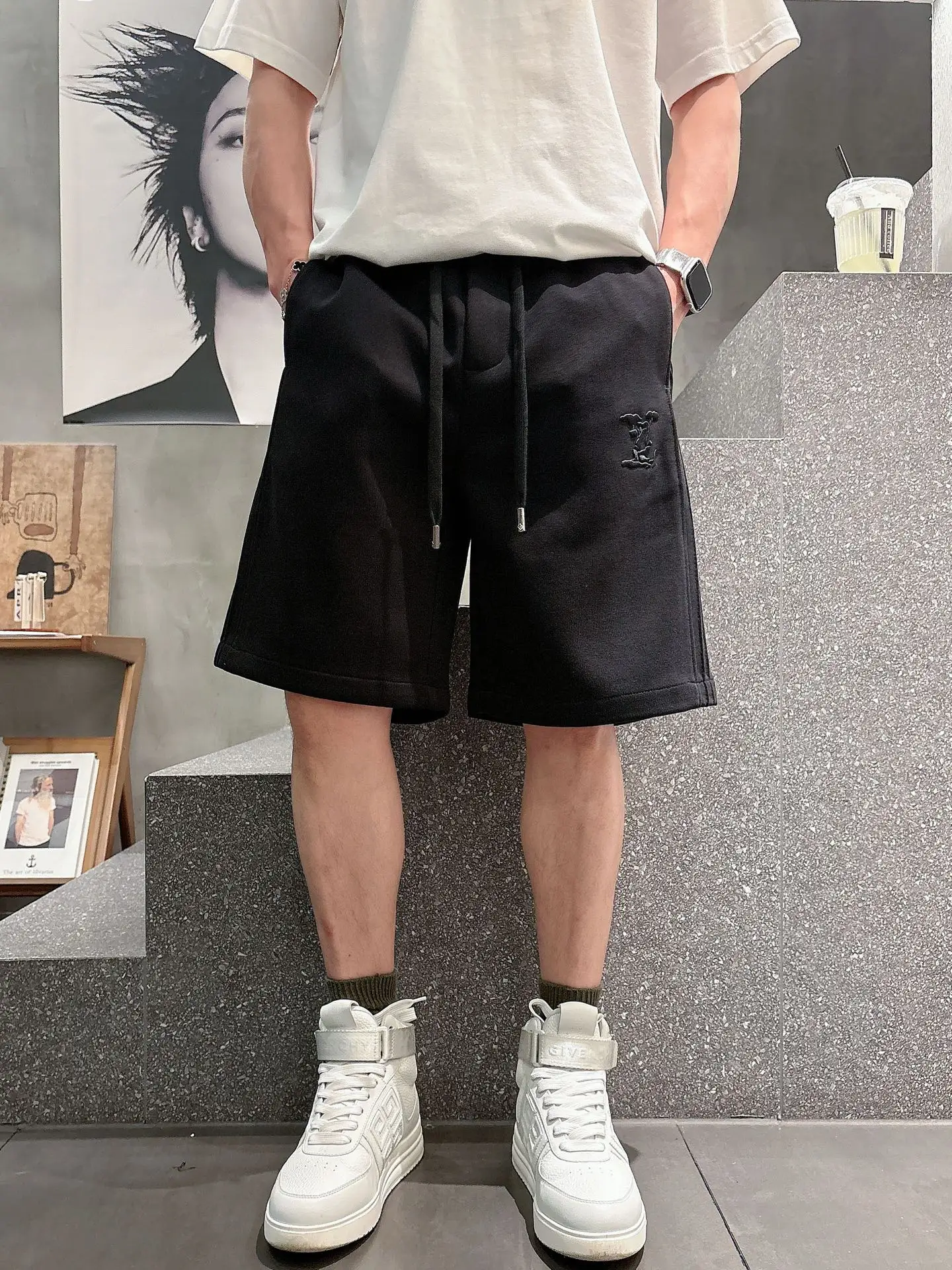 Embroidered Monogram Jersey Shorts D18011021