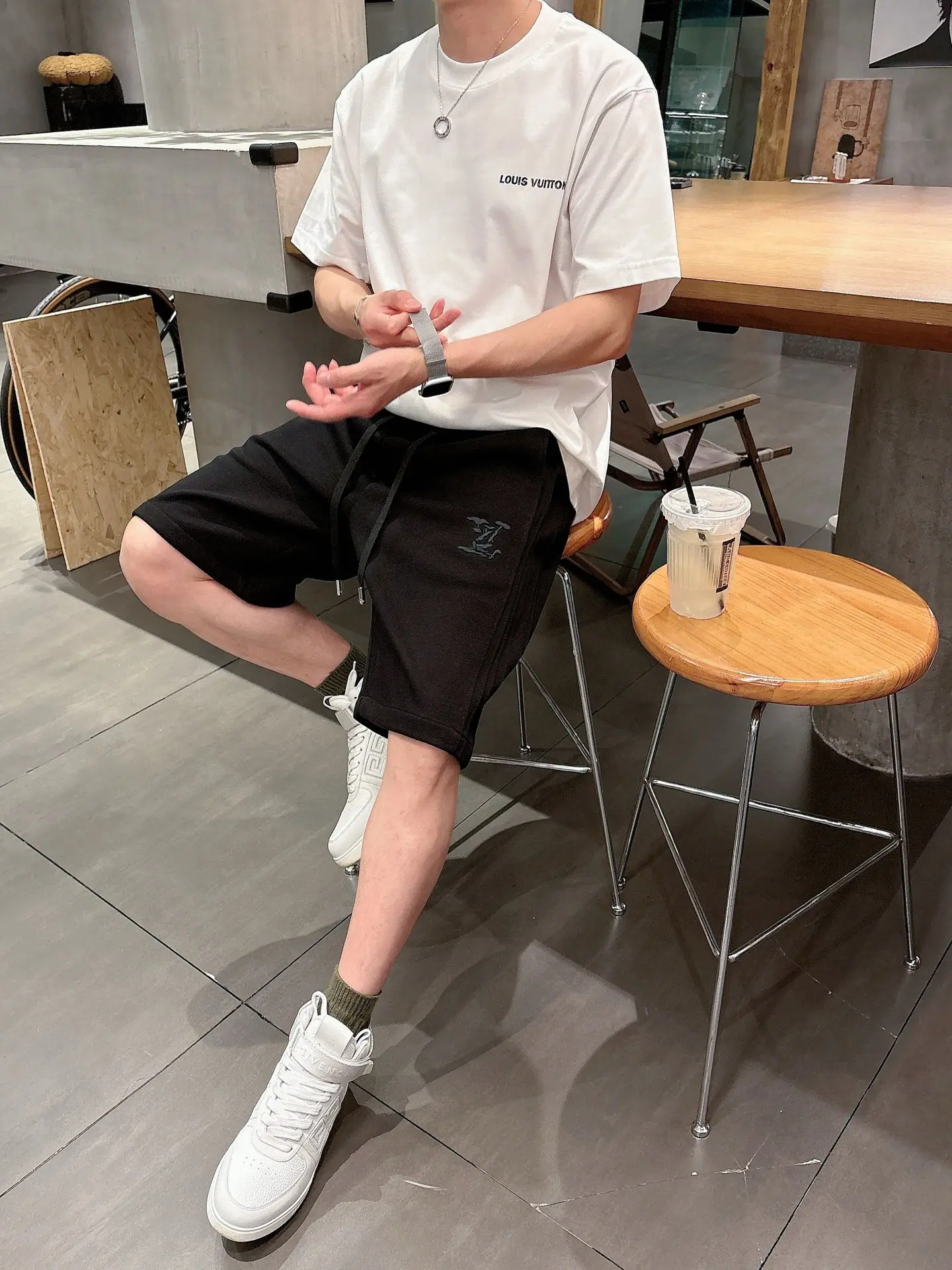 Embroidered Monogram Jersey Shorts D18011021 — view 6