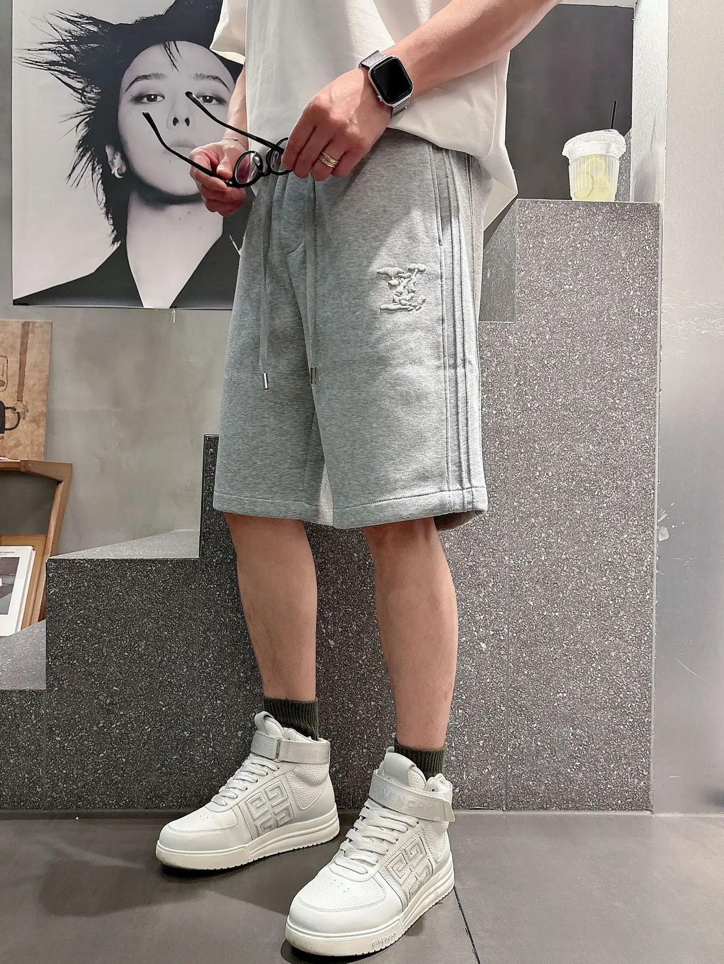 Embroidered Logo Jersey Shorts D18011020 — view 5