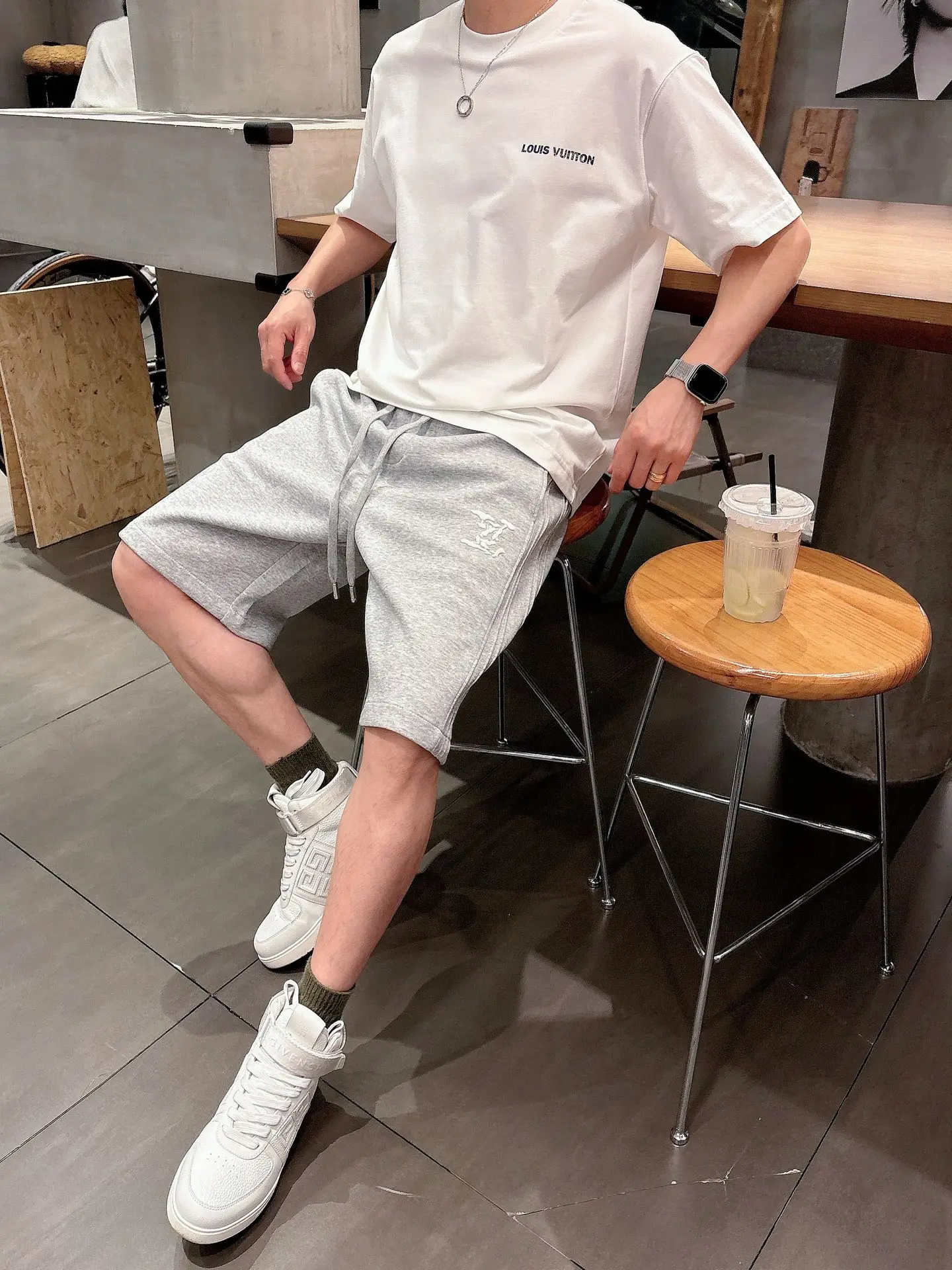 Embroidered Logo Jersey Shorts D18011020 — view 8