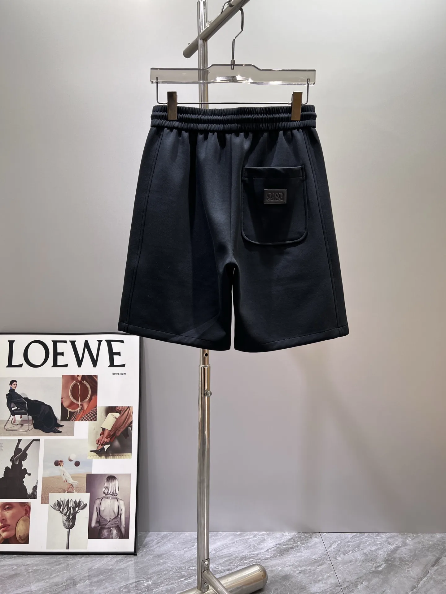 Logo-Embroidered Cotton-Blend Shorts D17011003 — view 2