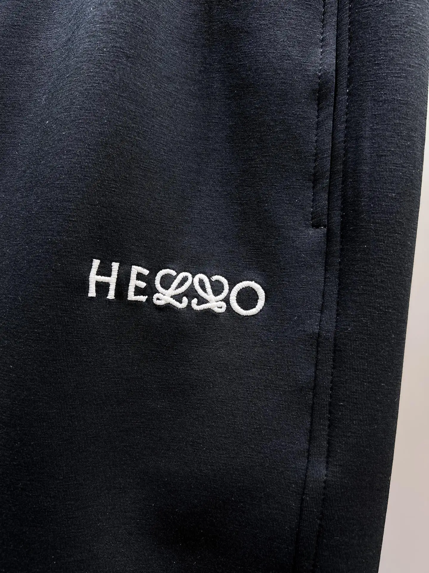 Logo-Embroidered Cotton-Blend Shorts D17011003 — view 5