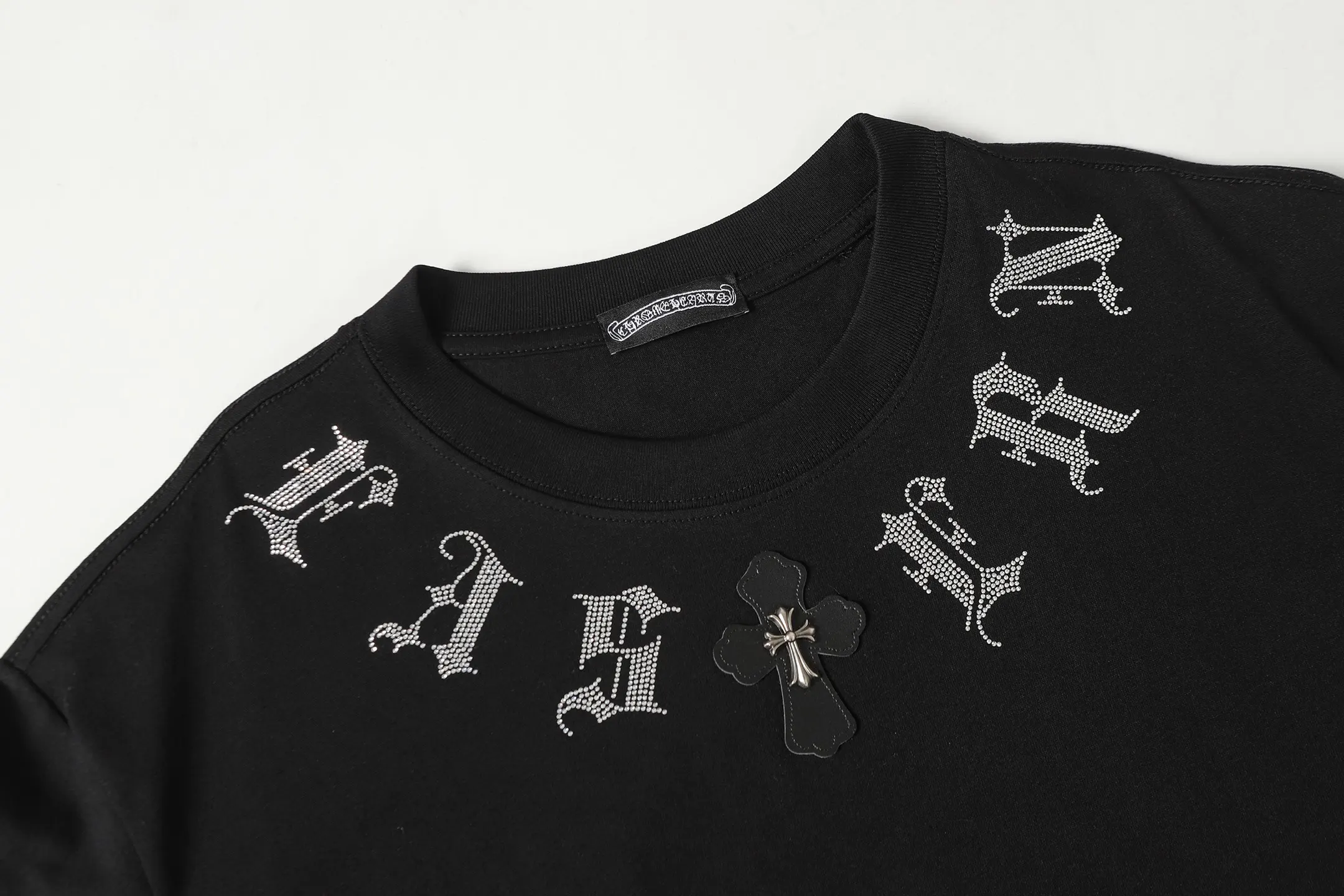 Rhinestone Gothic Script Cotton T-Shirt D10013519 — view 7