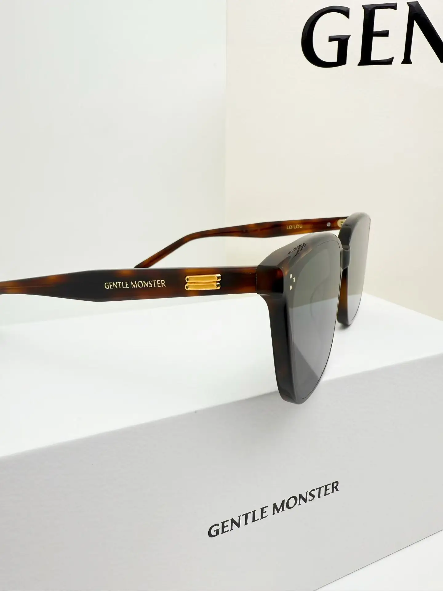 LOLOU Tortoiseshell Square-Frame Sunglasses D34018547 — view 4