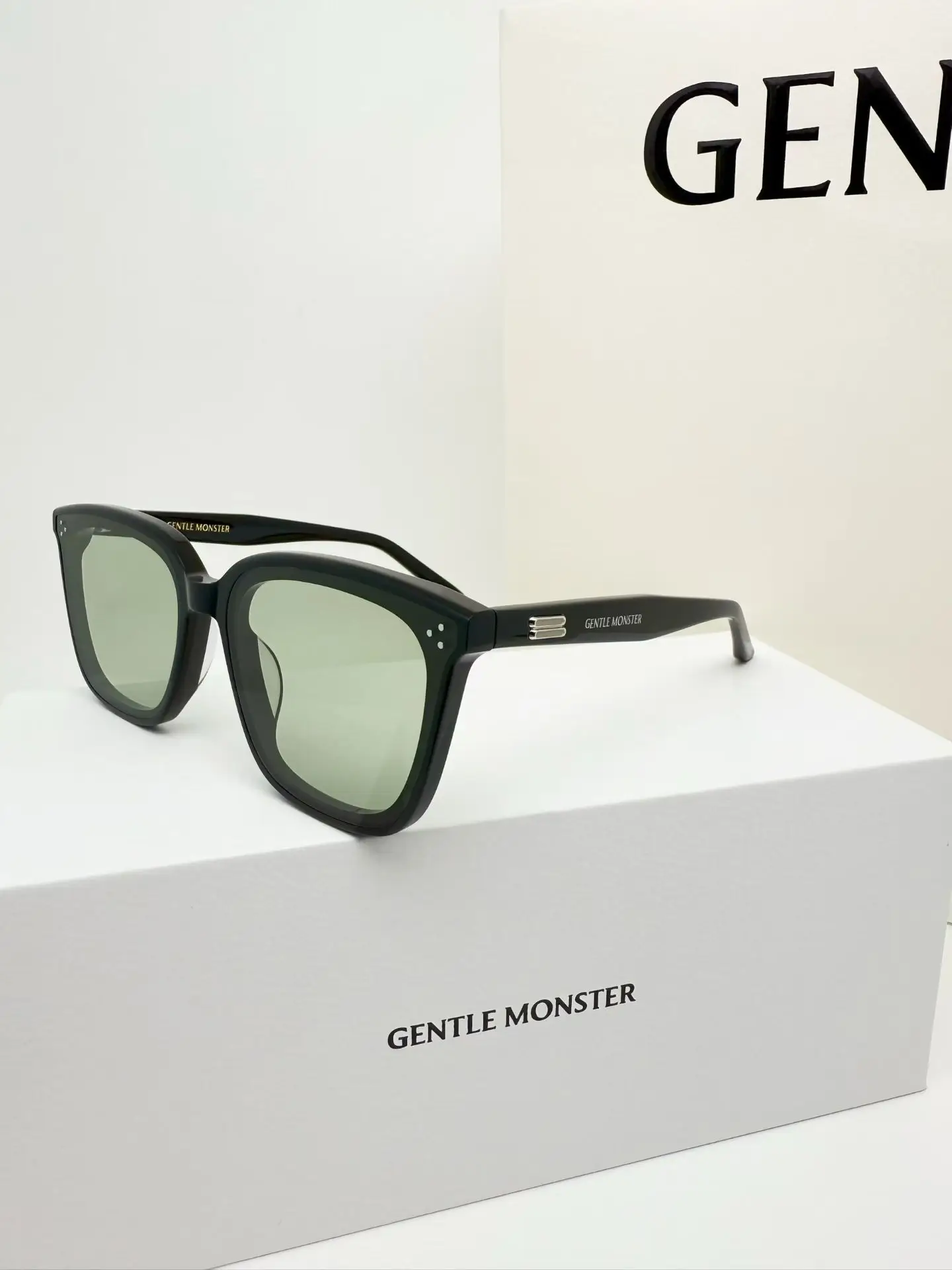 LOLOU Square-Frame Sunglasses D34018548