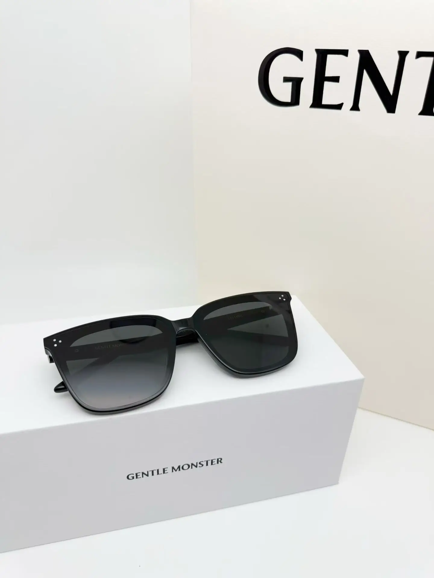 LOLOU Square-Frame Sunglasses D34018550 — view 6