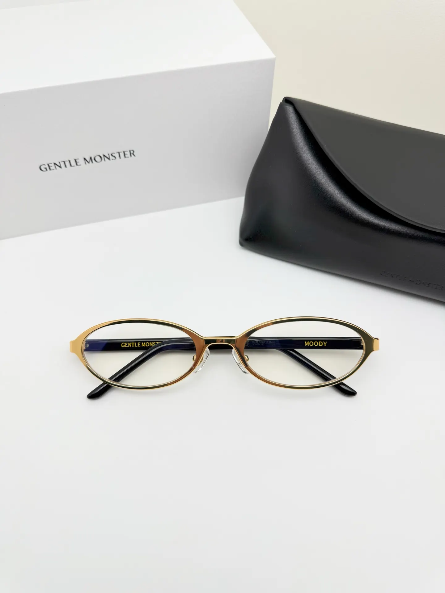 GM Vintage Oval-Frame Sunglasses D34018565