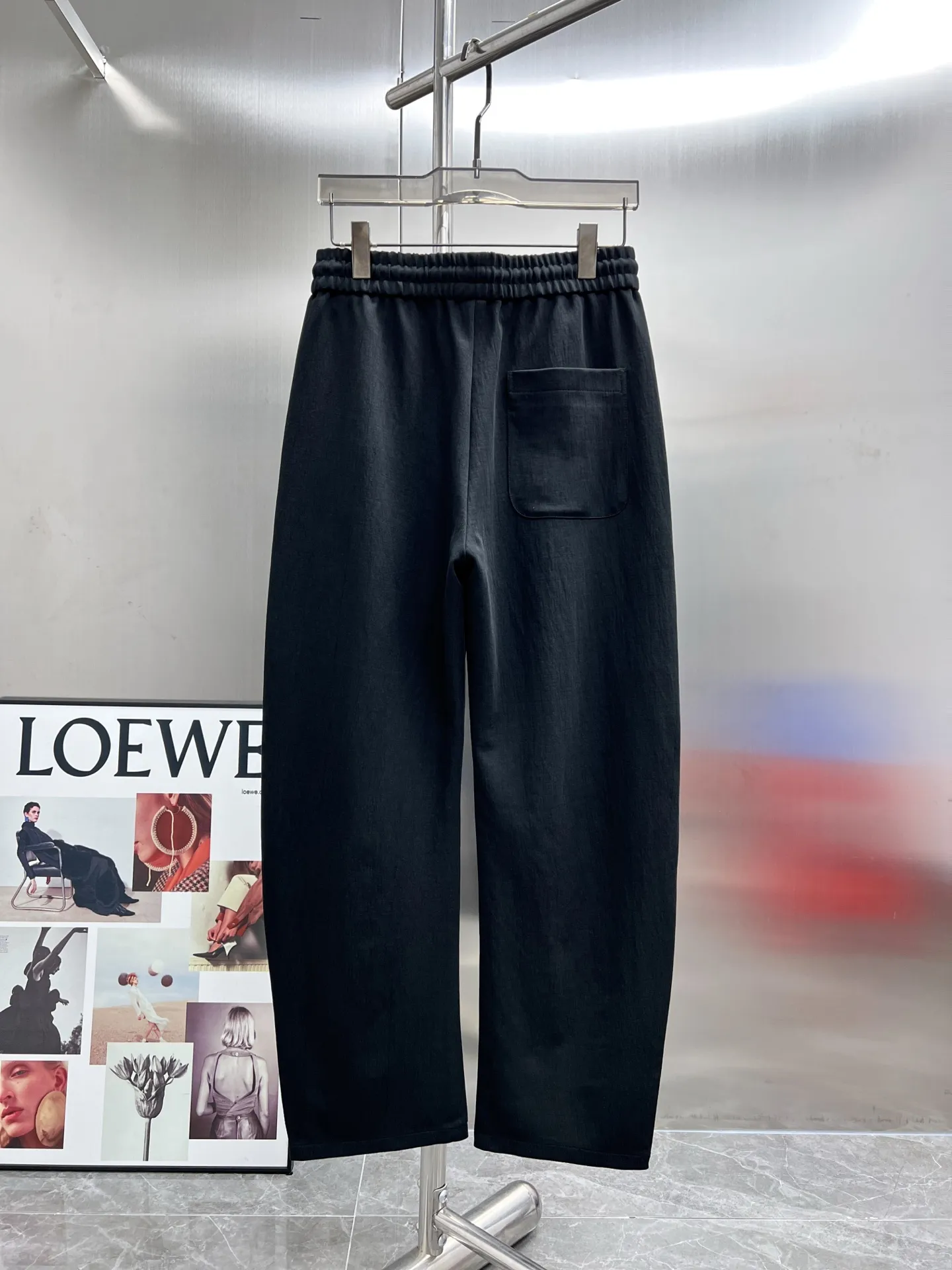 Moncler Logo-Patch Straight-Leg Trousers D22514244 — view 2