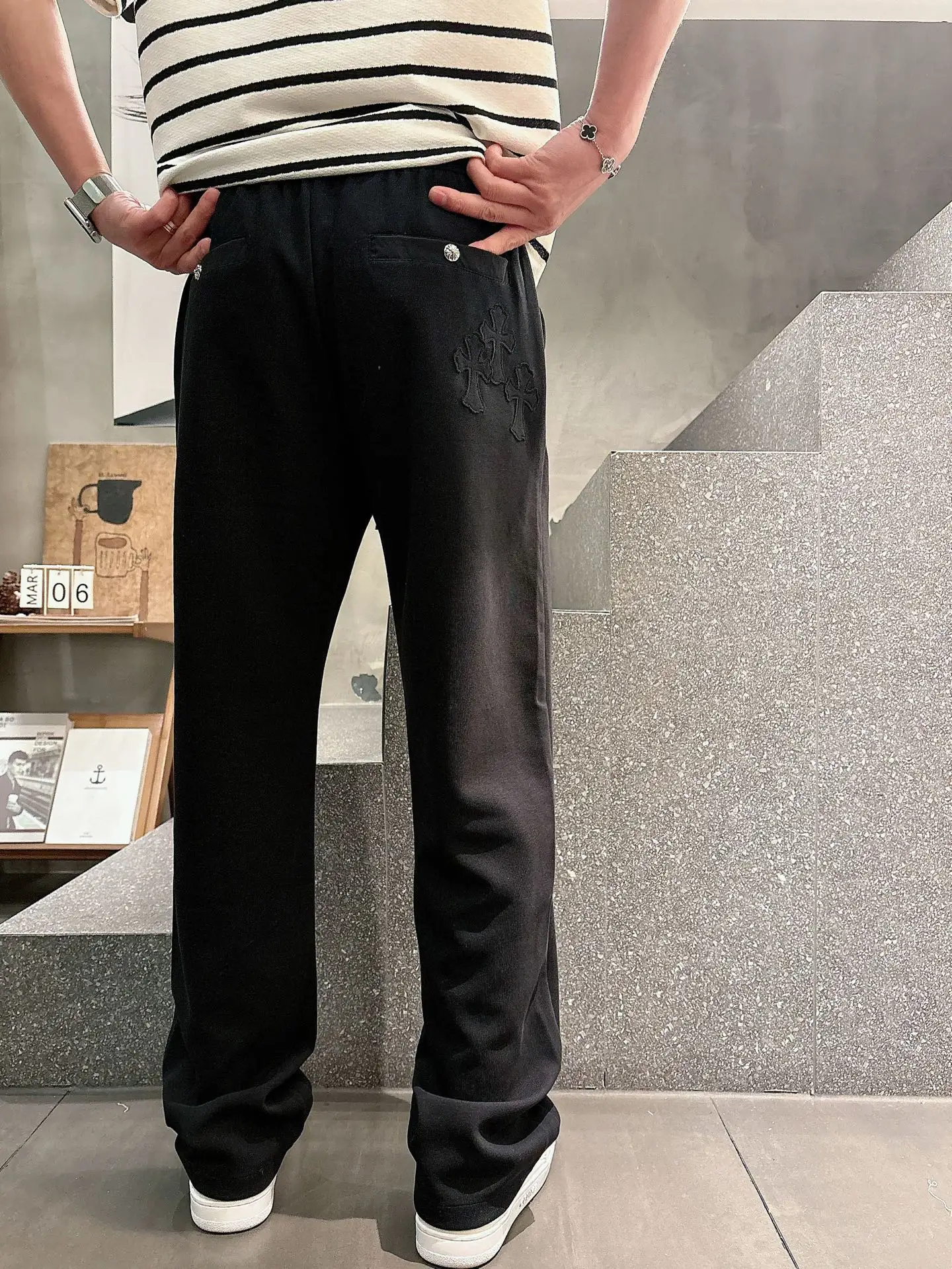 Logo-Appliqué Cotton-Blend Sweatpants D22012941 — view 8