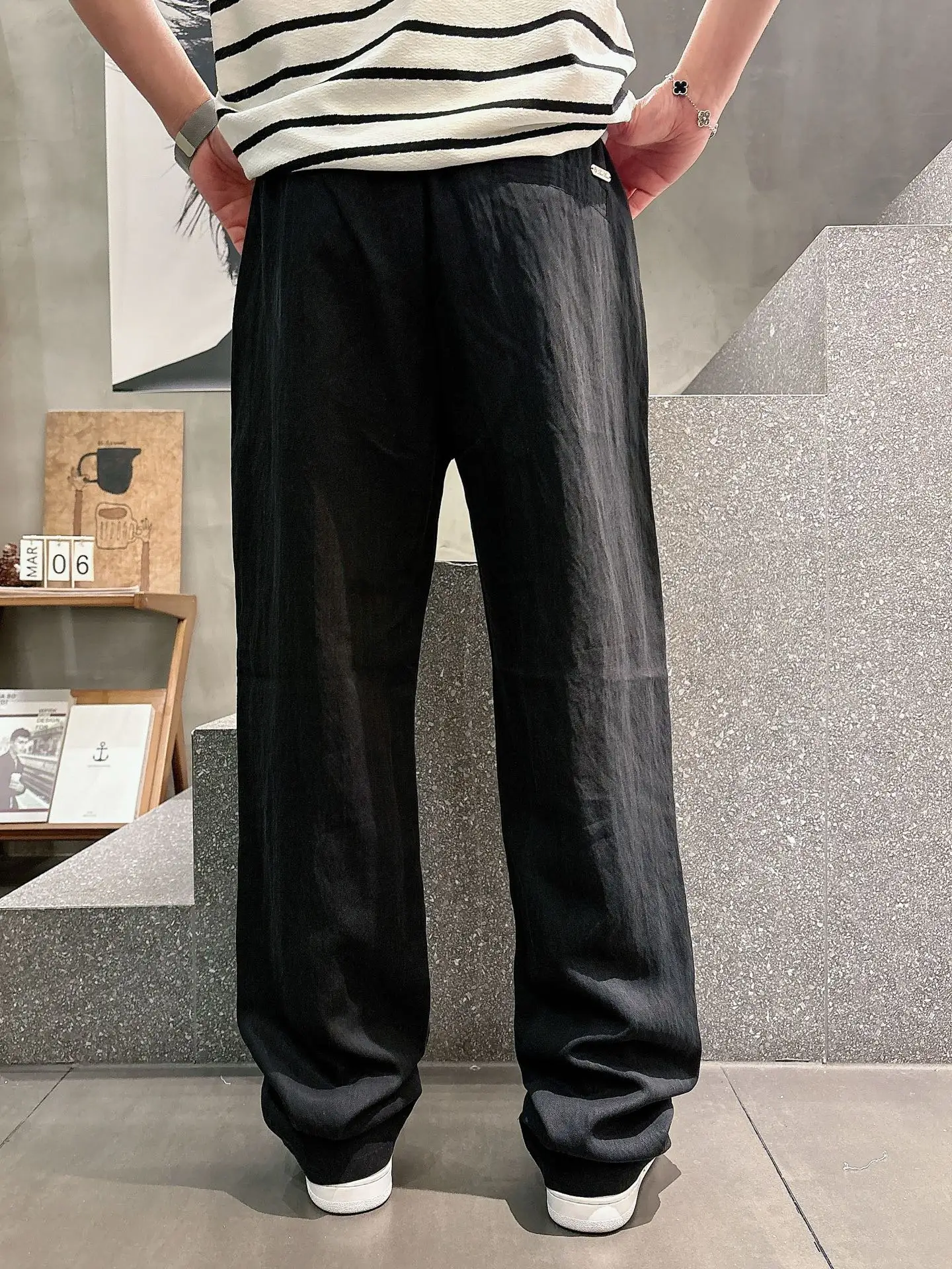 Embroidered Logo Drawstring Casual Trousers D23512935 — view 6