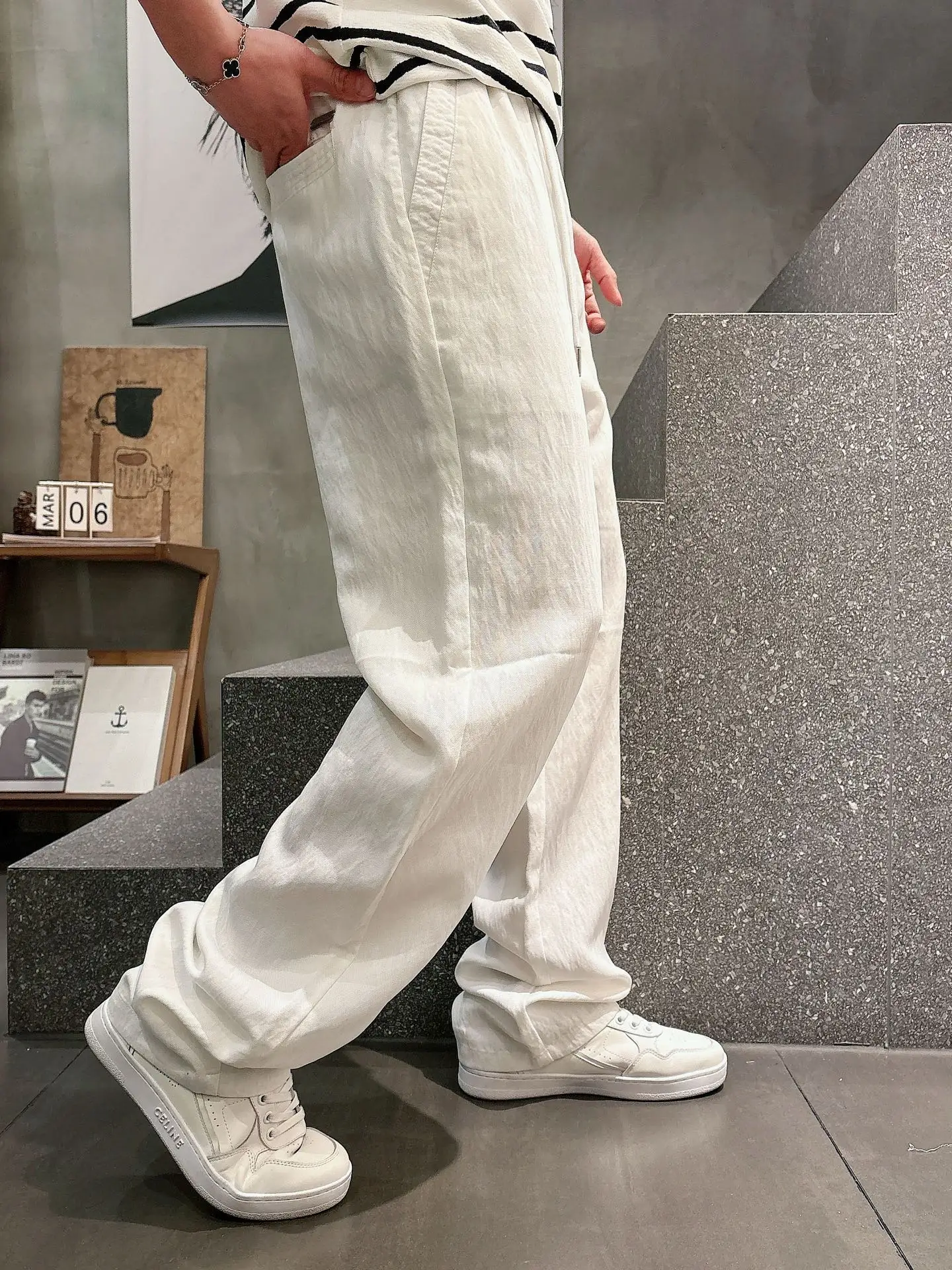 Embroidered Logo Drawstring Trousers D23512934 — view 2