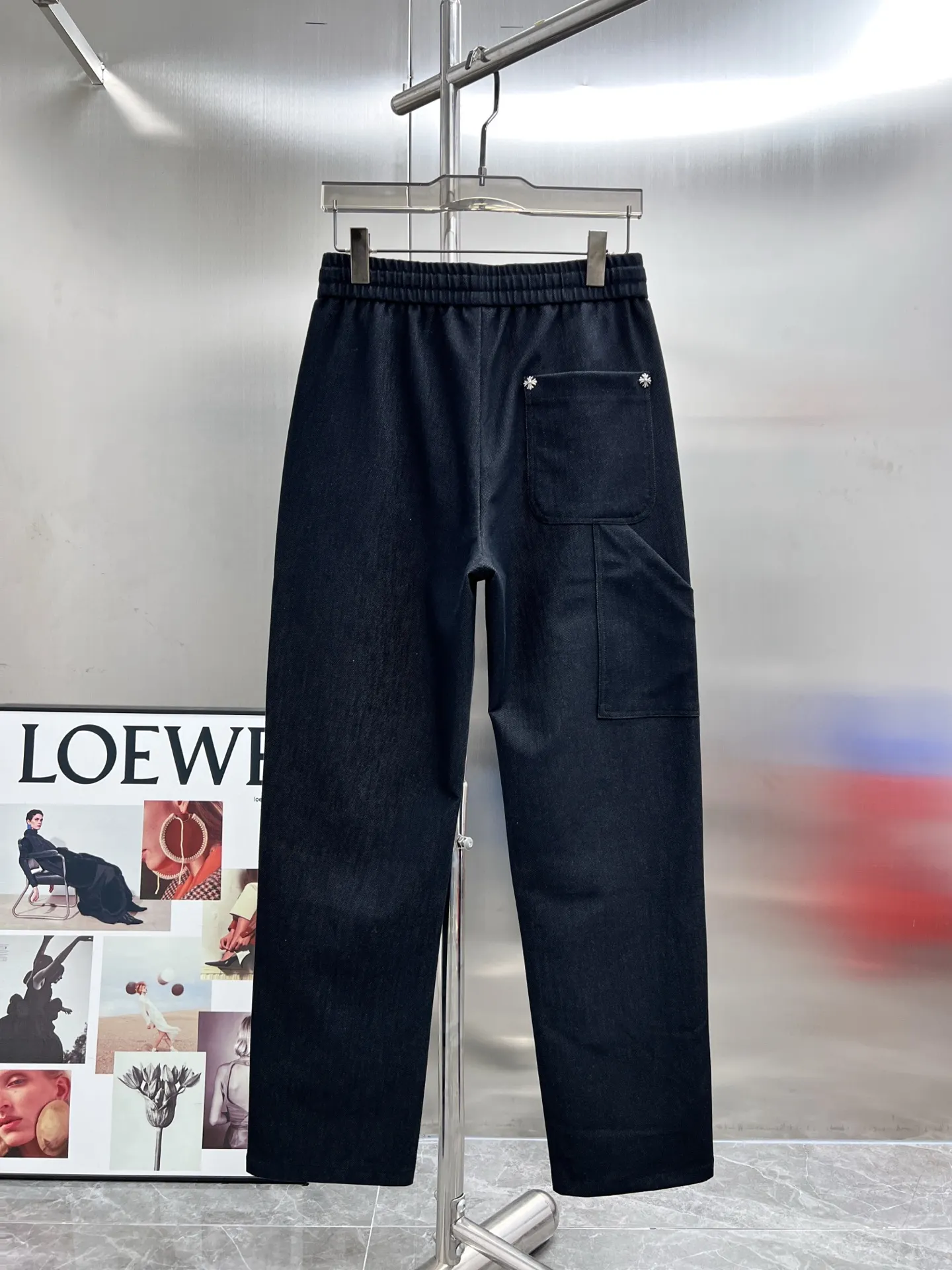 Embroidered Logo Drawstring Trousers D23014227 — view 2