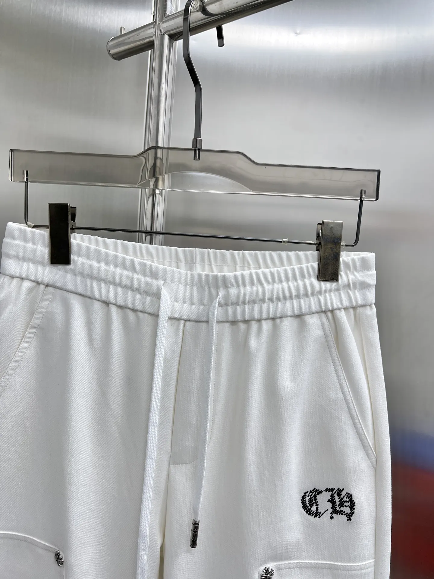 Embroidered Logo Drawstring Trousers D23014228 — view 3