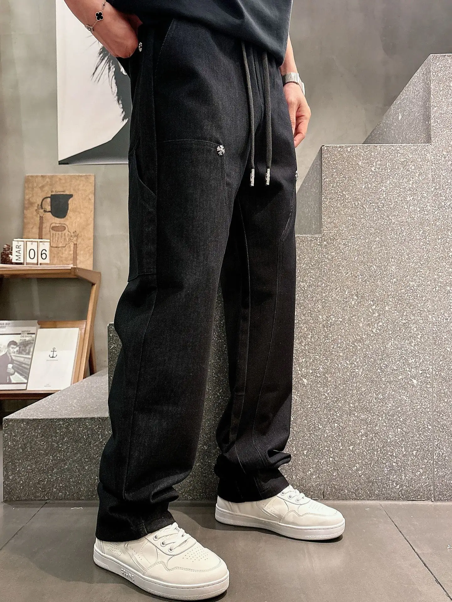 Embroidered Logo Drawstring Trousers D23012931 — view 6
