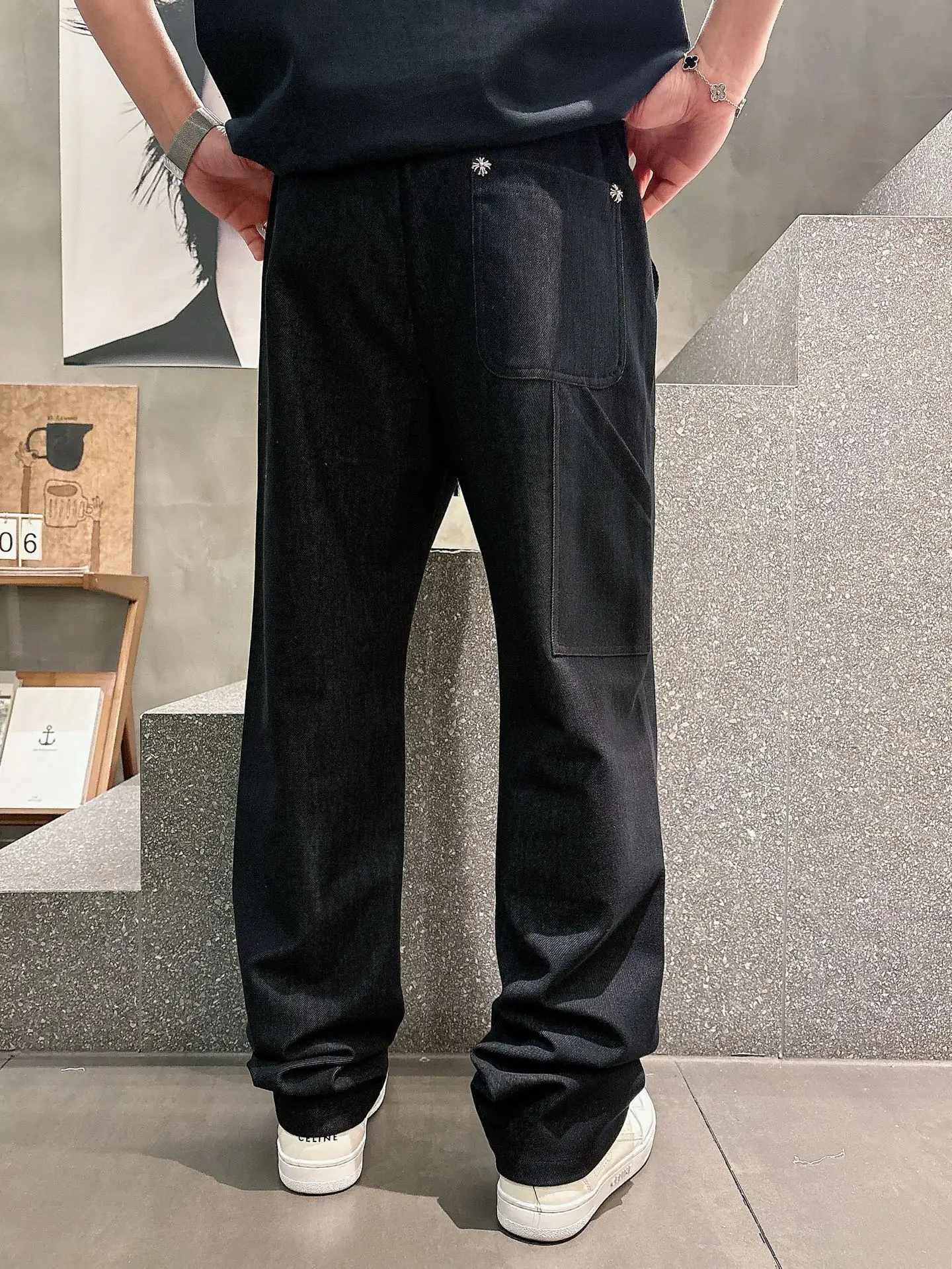 Embroidered Logo Drawstring Trousers D23012931 — view 8