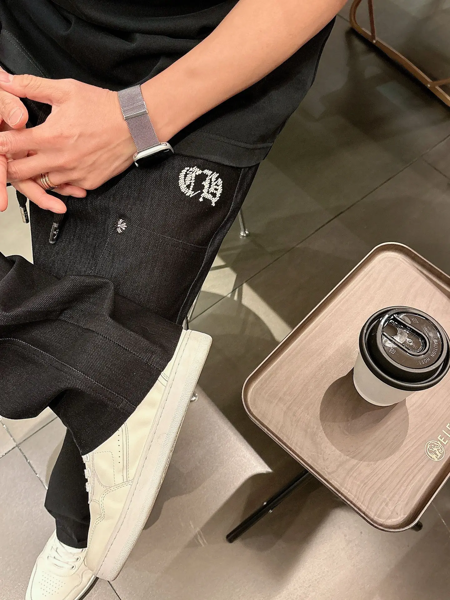 Embroidered Logo Drawstring Trousers D23012931 — view 9