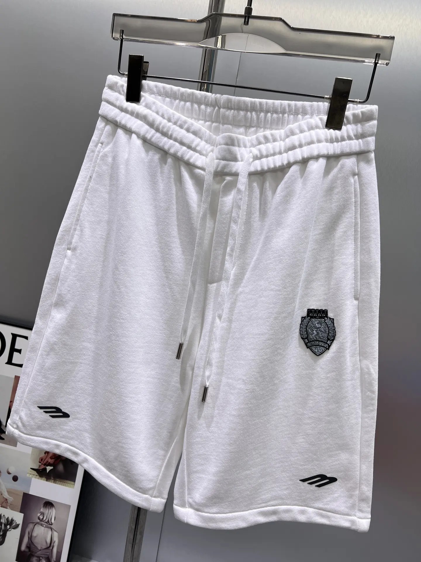 Embroidered Patch Cotton-Jersey Shorts D20012026 — view 3