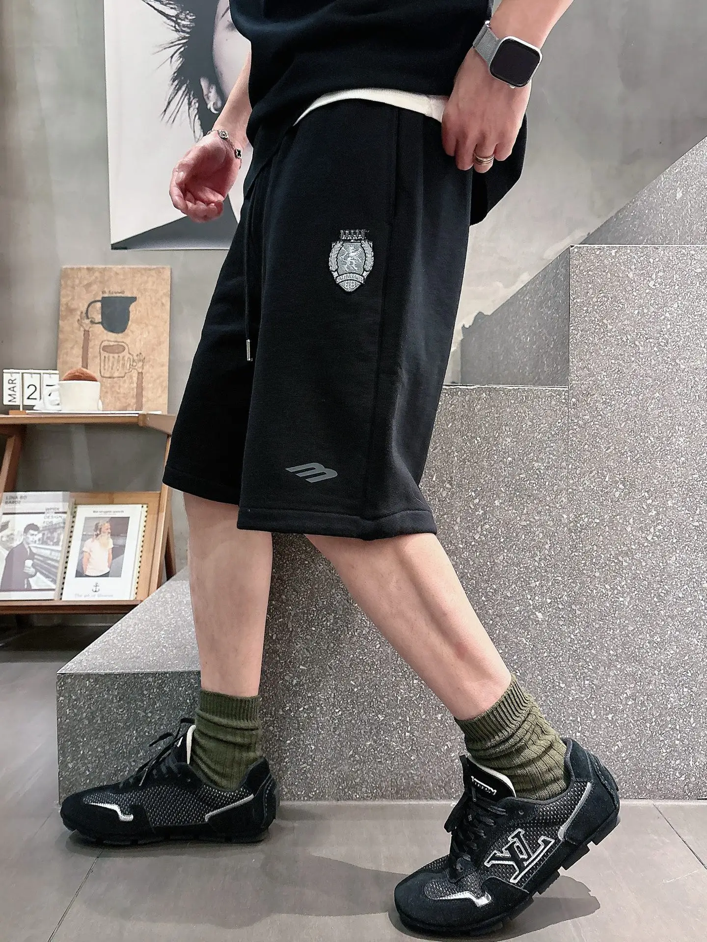 Embroidered Cotton-Jersey Sweat Shorts D20012047 — view 2