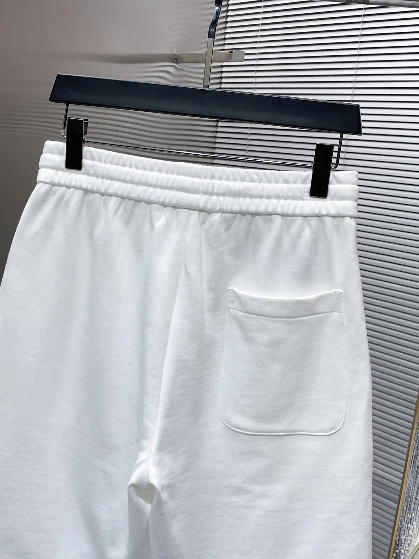 Embroidered French Terry Cotton Shorts D20012033 — view 7
