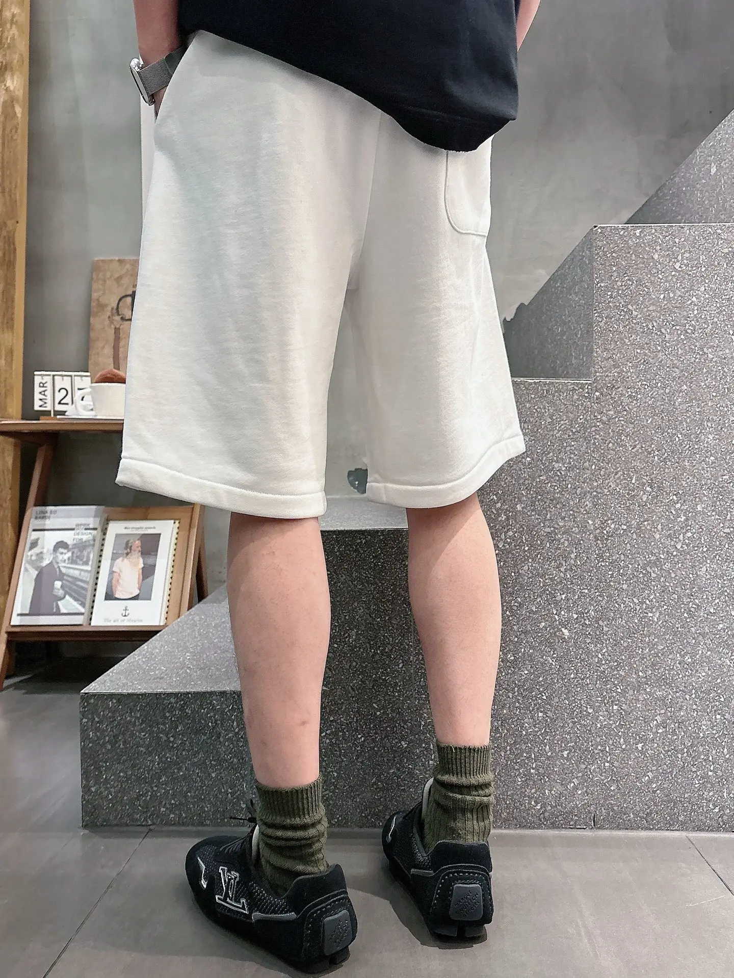 Embroidered Cotton-Jersey Sweat Shorts D20012046 — view 8