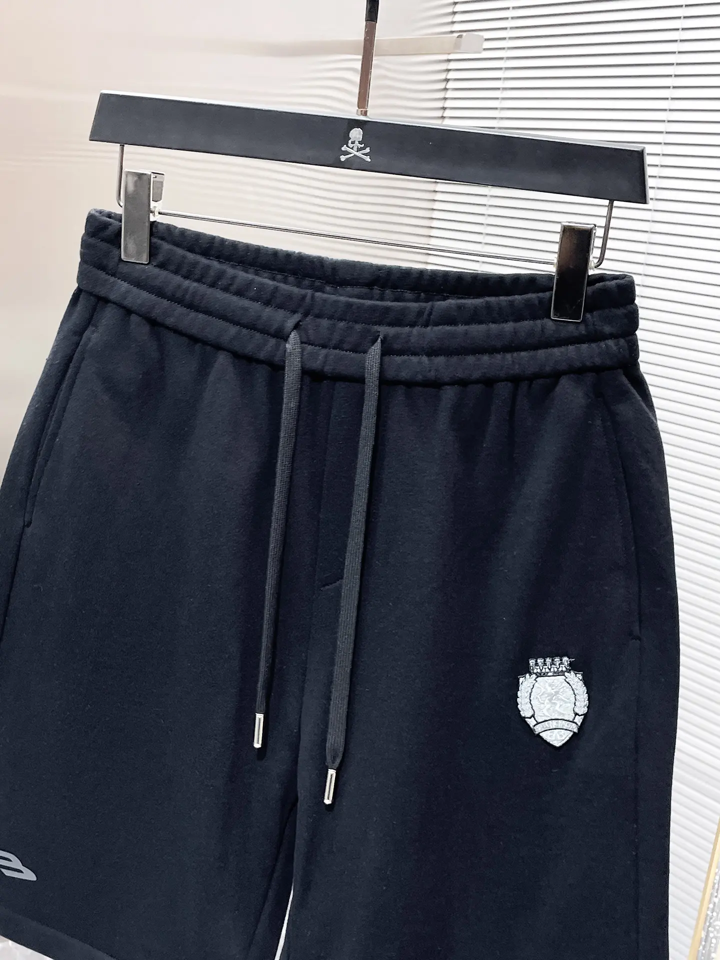 Embroidered Logo Cotton-Jersey Shorts D20012032 — view 4