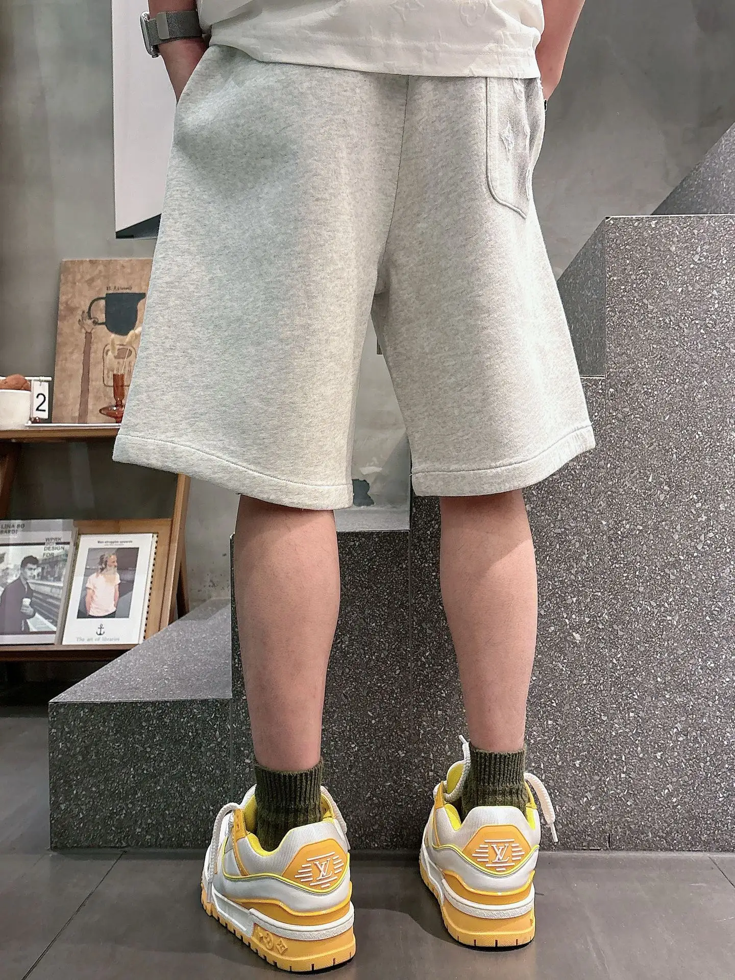 Monogram Laser-Cut Jersey Shorts D21012040 — view 4