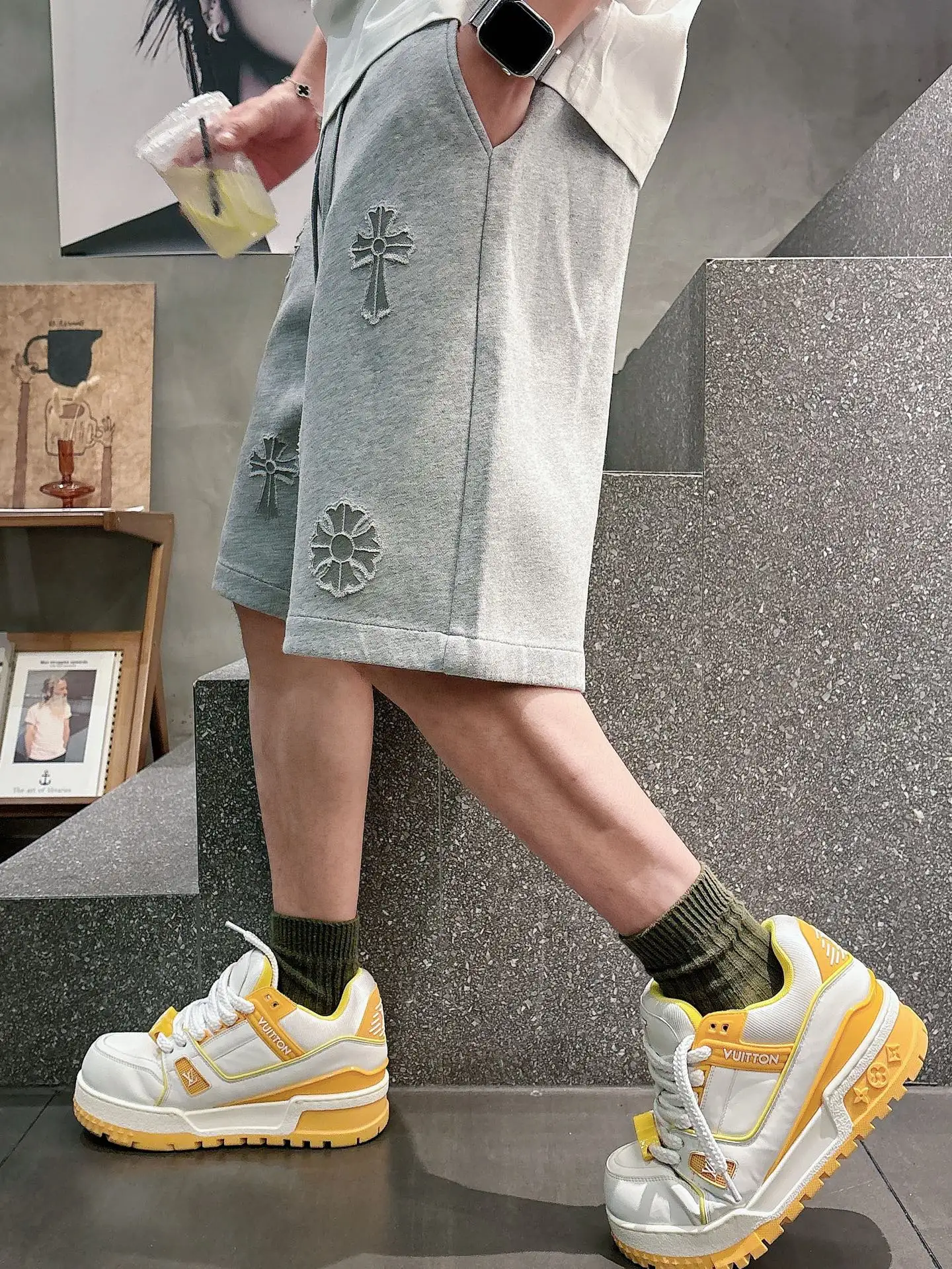 Laser-Cut Logo Cotton-Blend Shorts D21012038 — view 6