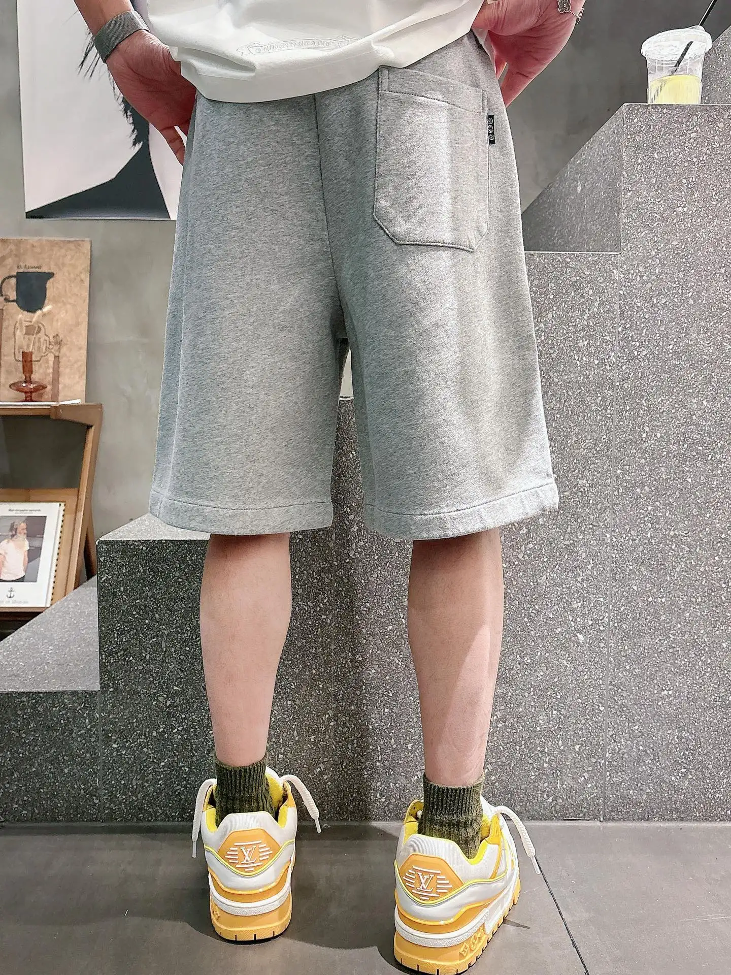 Laser-Cut Logo Cotton-Blend Shorts D21012038 — view 7