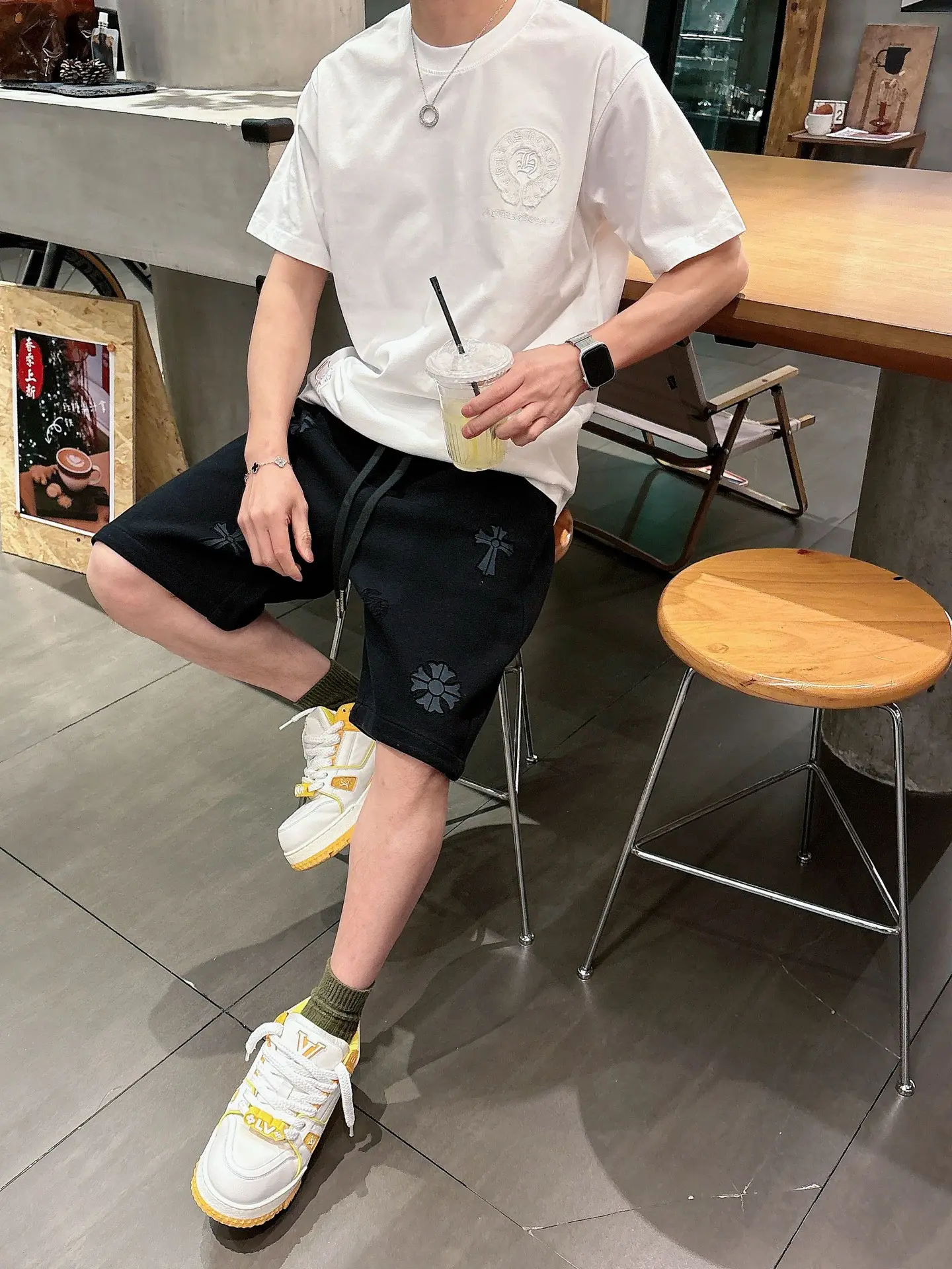 Laser-Burned Logo Cotton Shorts D21012039 — view 8