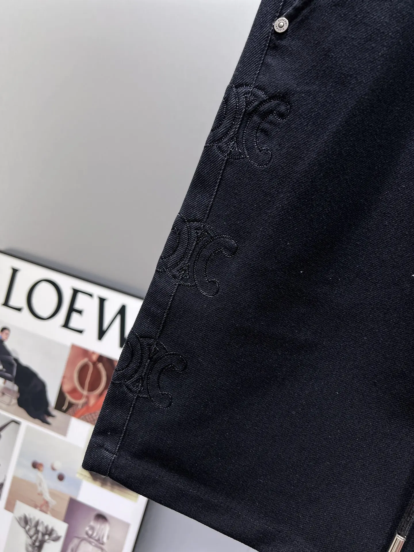 Shorts Logo D21012007 — view 6