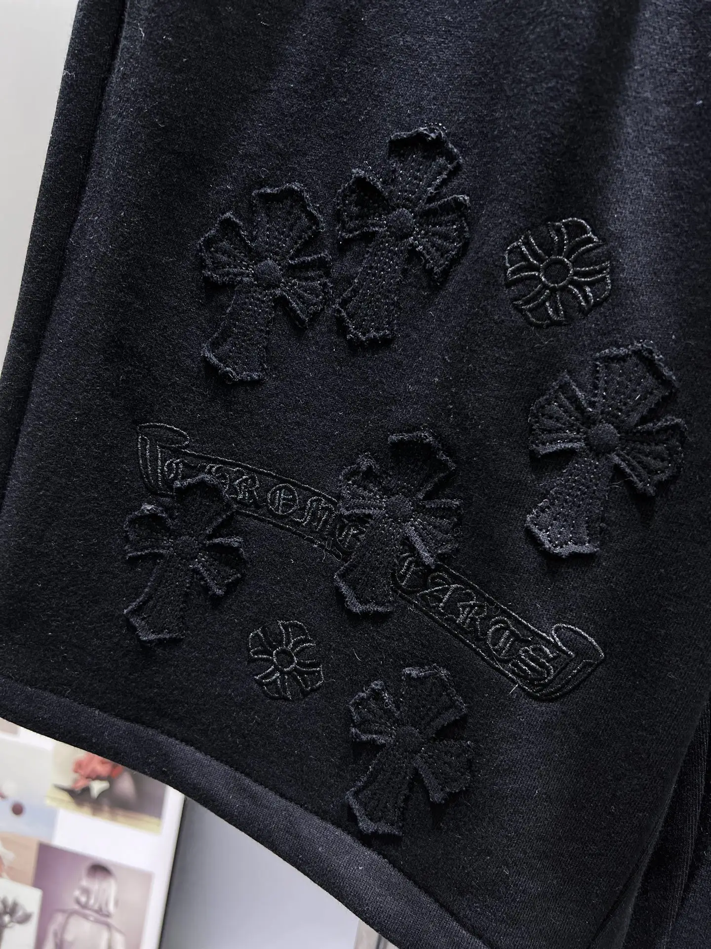 Embroidered Logo Drawstring Shorts D21012013 — view 7