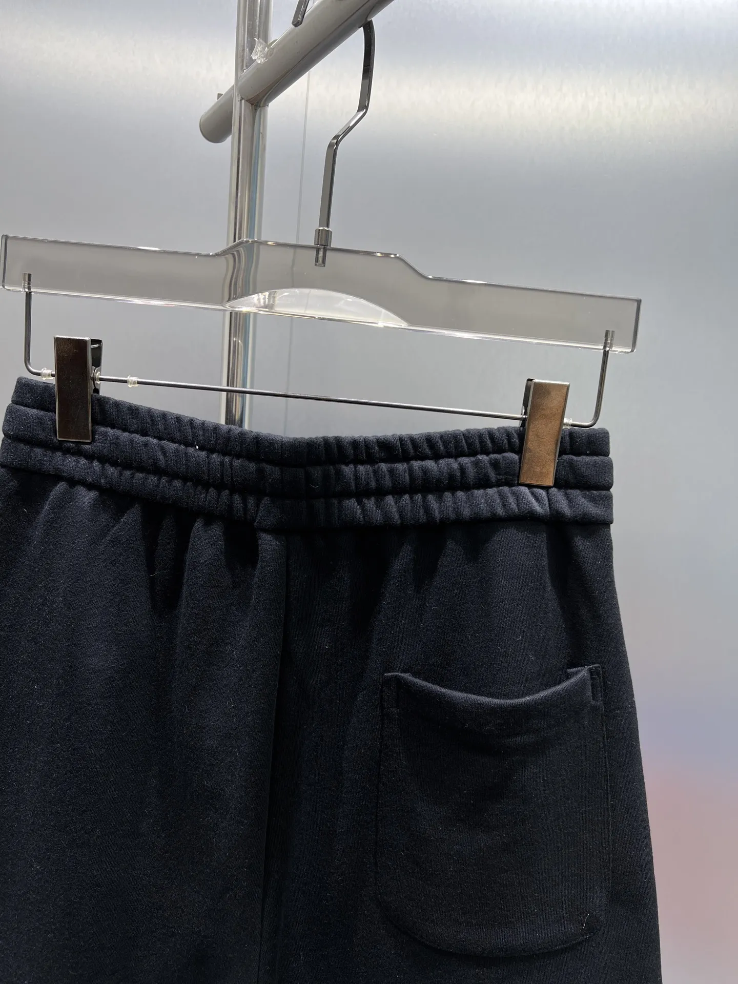 Embroidered Logo Drawstring Shorts D21012013 — view 8