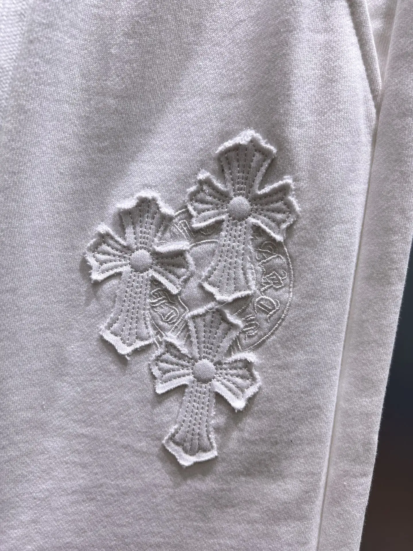 Embroidered Logo Cotton-Jersey Shorts D21012012 — view 6
