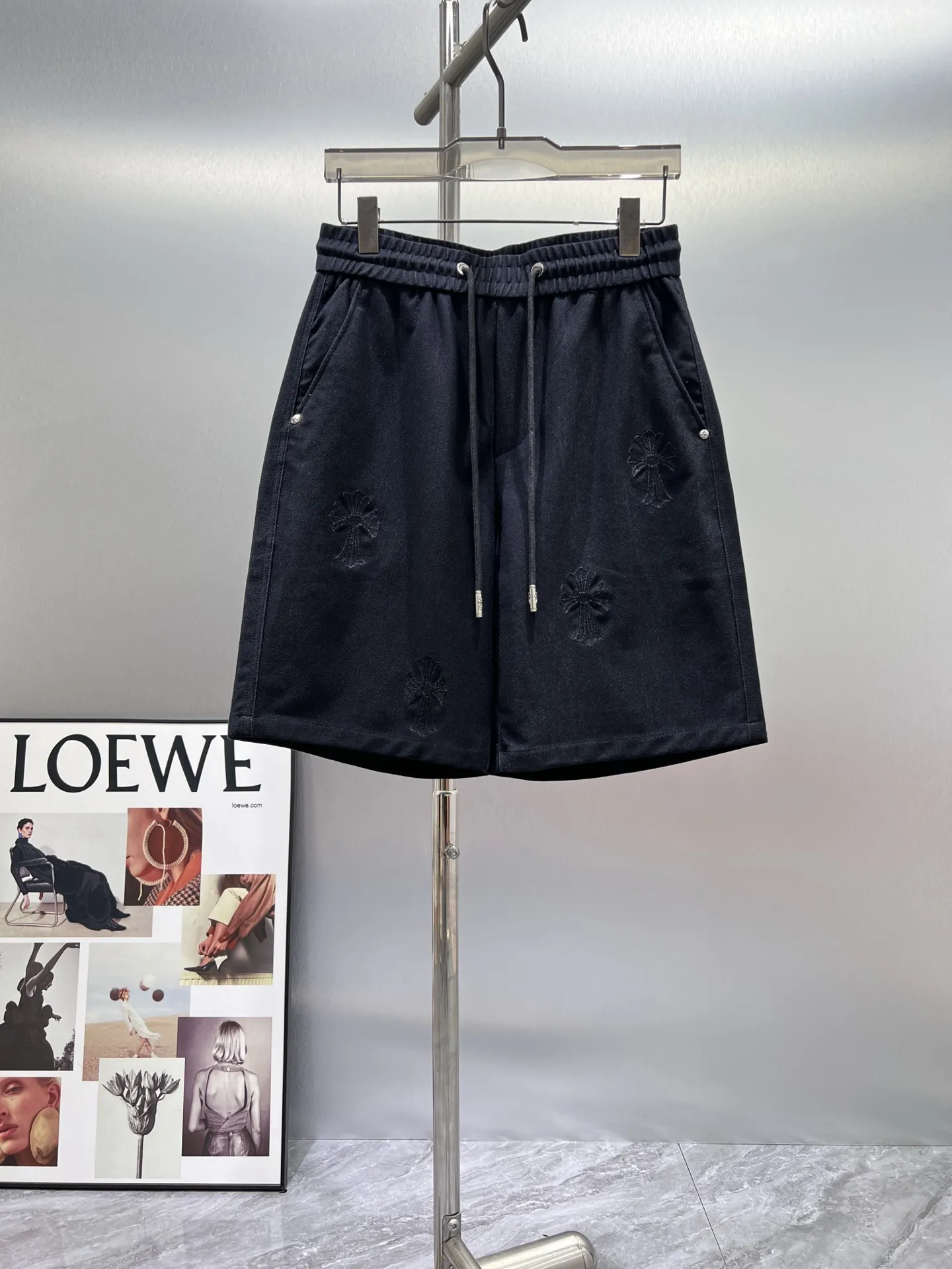 Embroidered Logo Denim Drawstring Shorts D21012001
