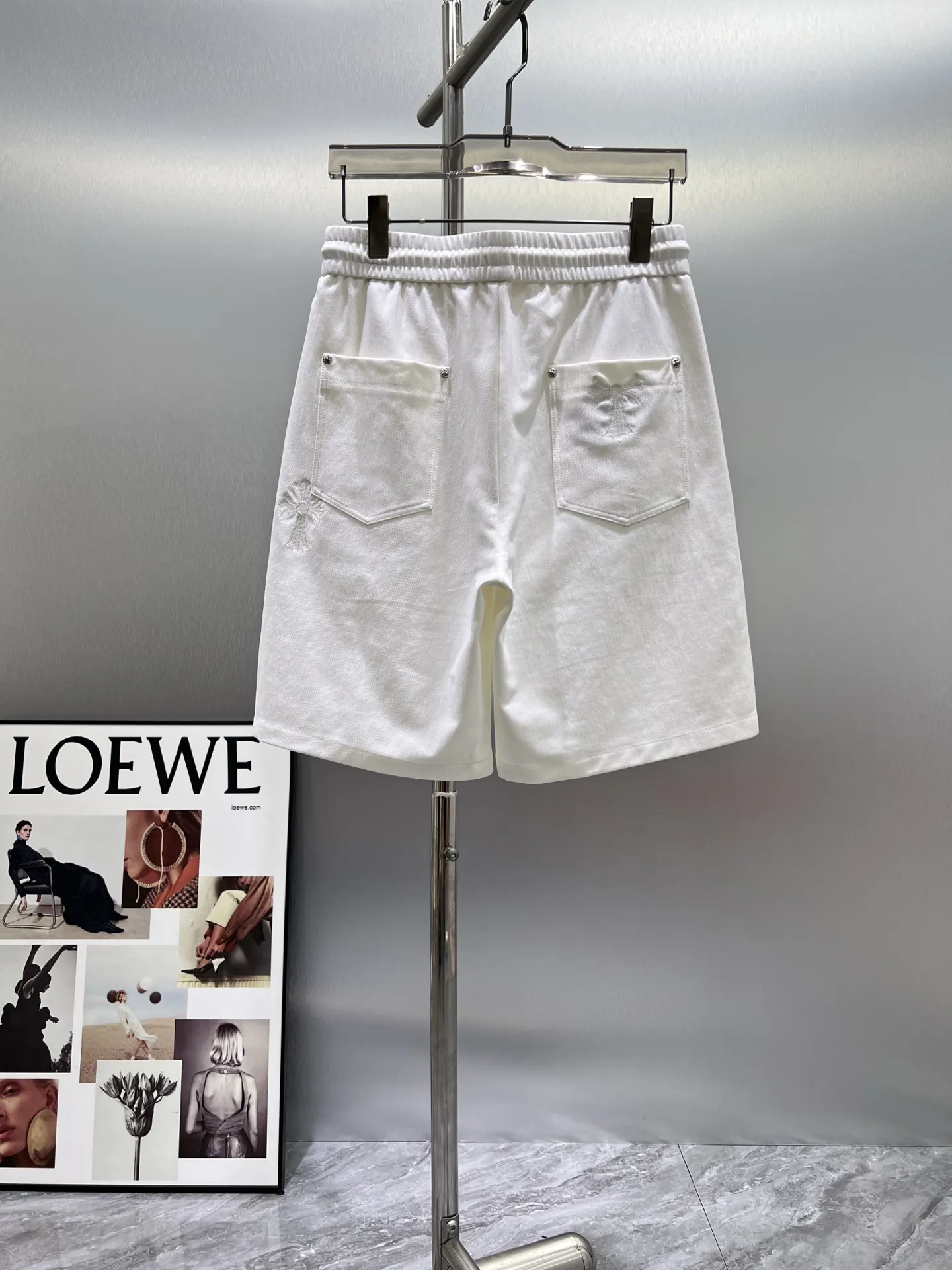 Embroidered Logo Denim Shorts D21012000 — view 2